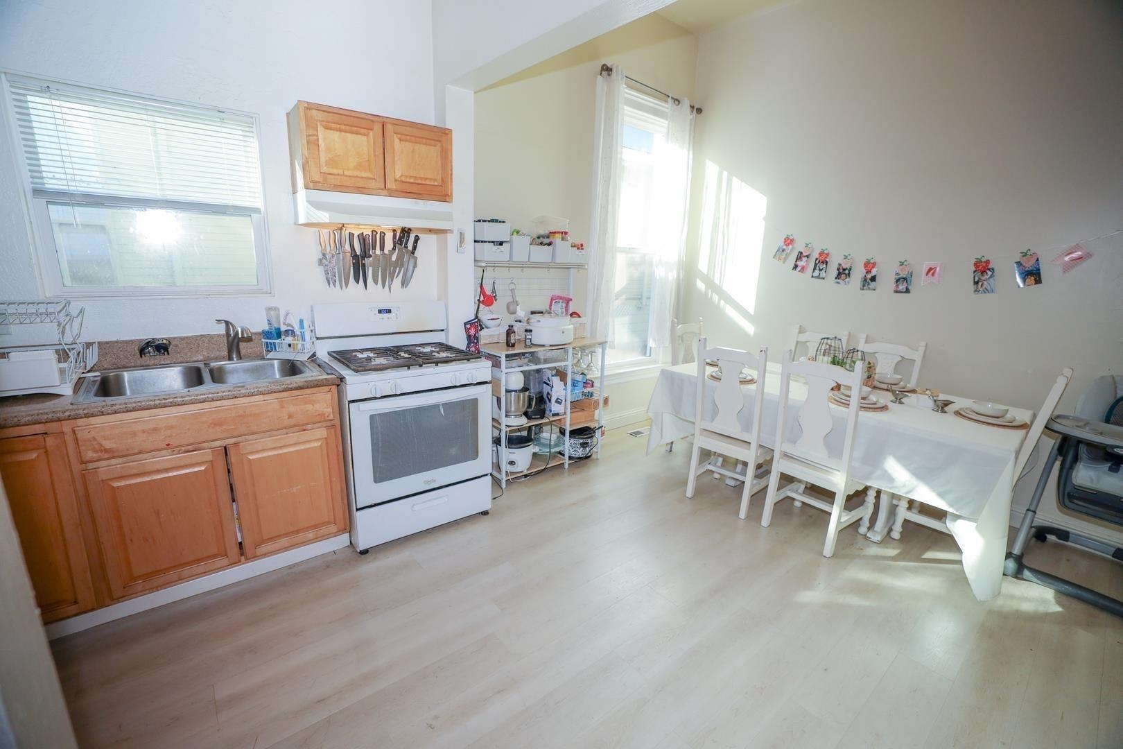 Detail Gallery Image 21 of 43 For 1432 Union St, Oakland,  CA 94607 - – Beds | – Baths