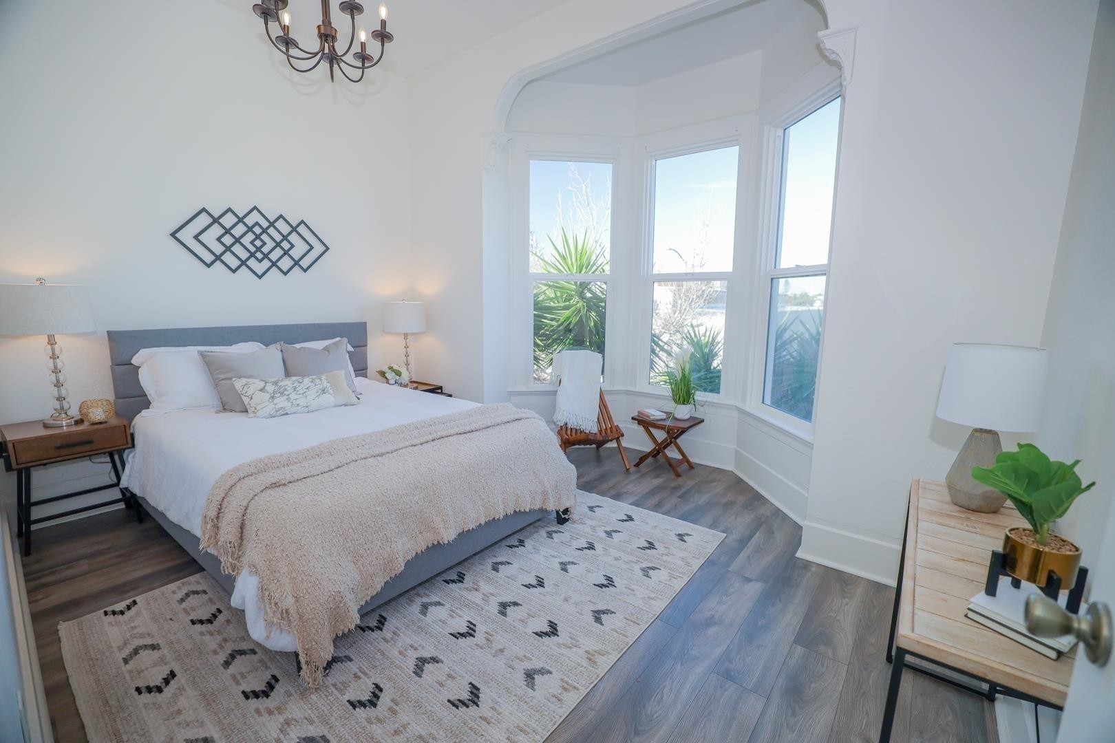 Detail Gallery Image 10 of 45 For 1432 Union St, Oakland,  CA 94607 - – Beds | – Baths