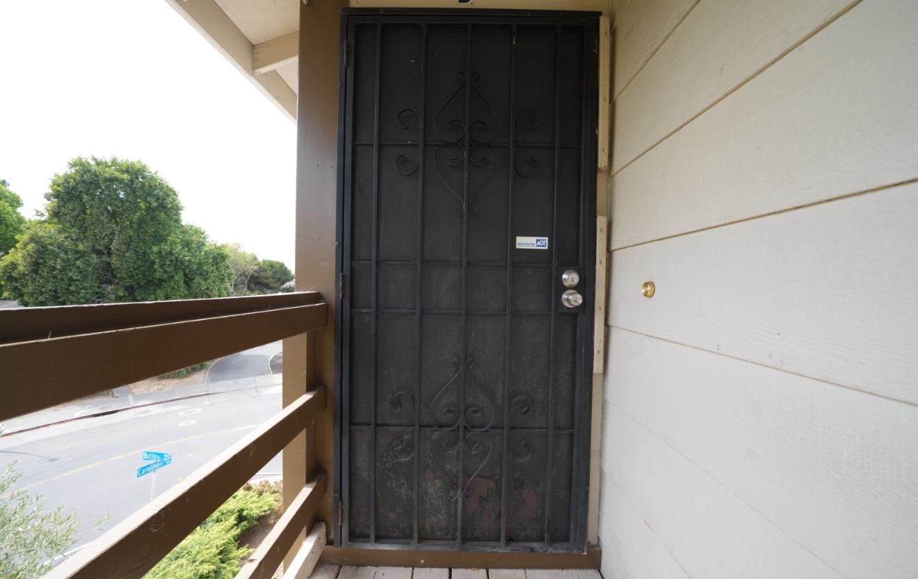 Detail Gallery Image 2 of 23 For 100 Carolina St. #B,  Vallejo,  CA 94590 - 2 Beds | 1 Baths