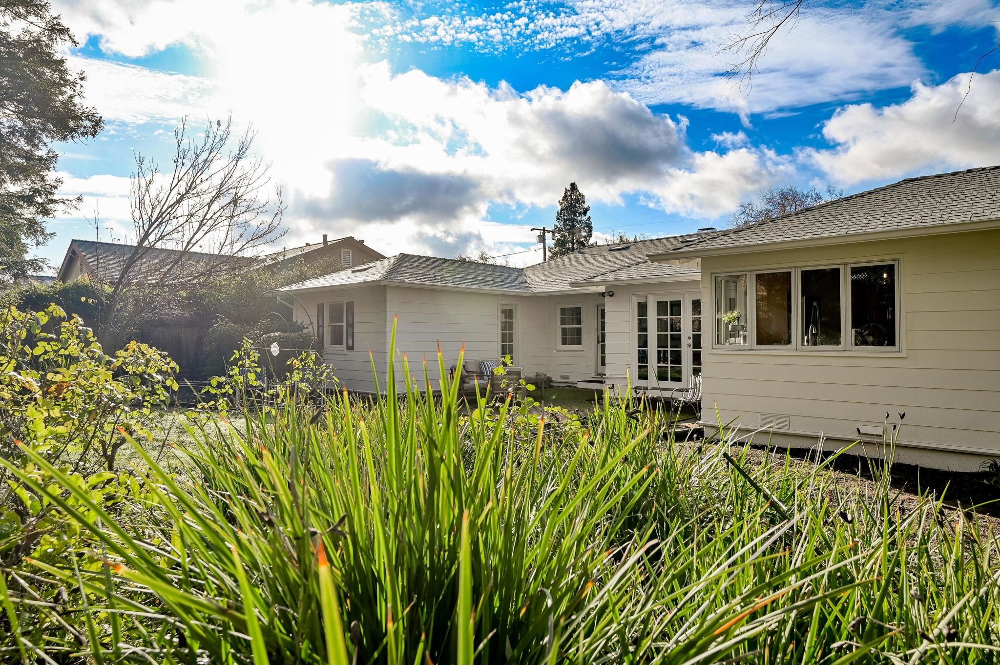 Detail Gallery Image 30 of 41 For 145 Gil Blas Rd, Danville,  CA 94526 - 2 Beds | 2 Baths