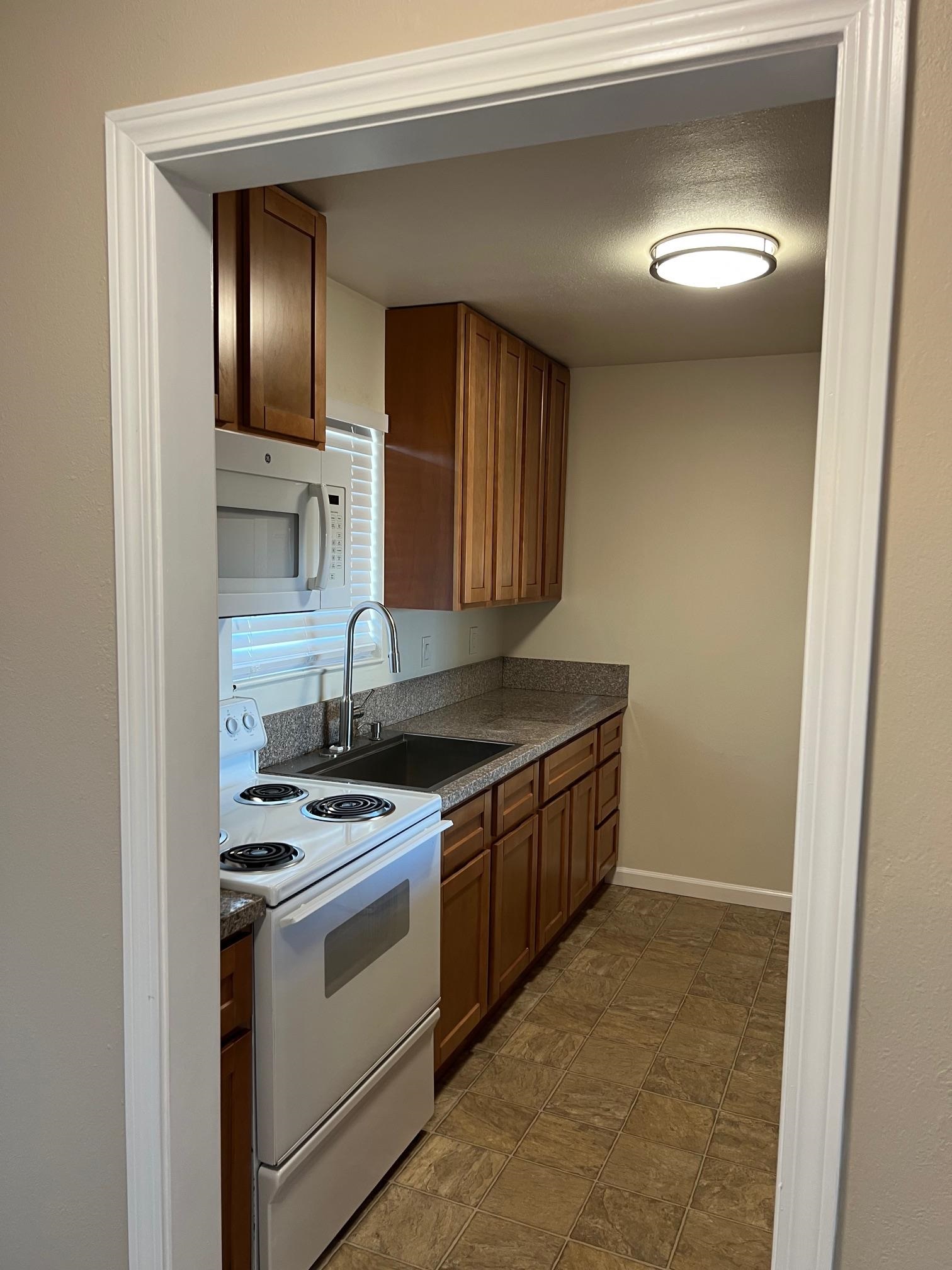 Detail Gallery Image 18 of 29 For 36976 Mulberry St #I,  Newark,  CA 94560 - 1 Beds | 1 Baths