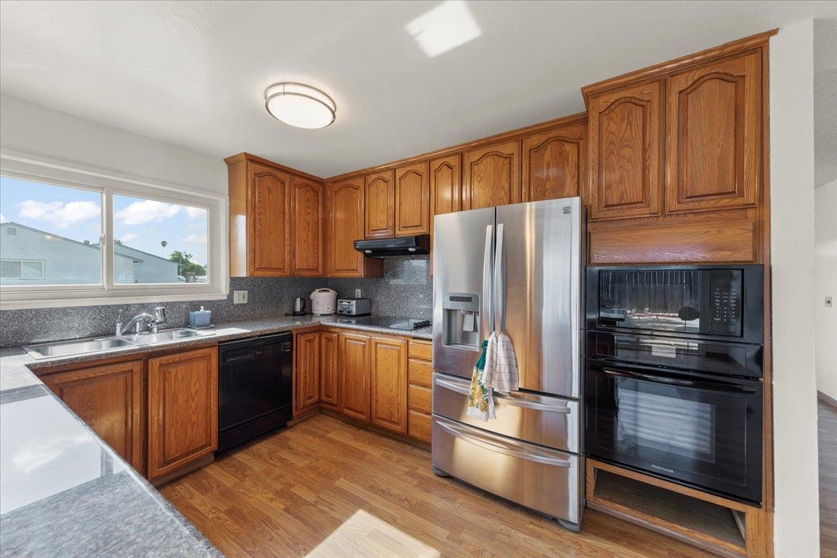 Detail Gallery Image 11 of 34 For 316 Meadows Dr, Vallejo,  CA 94589 - 4 Beds | 2 Baths