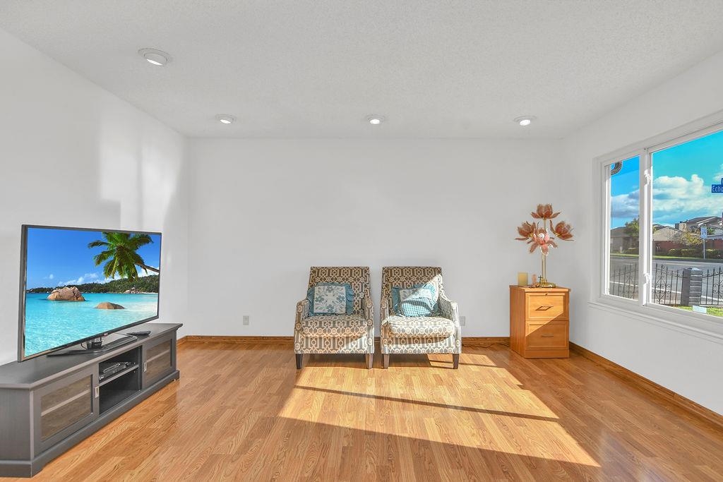 Detail Gallery Image 13 of 34 For 316 Meadows Dr, Vallejo,  CA 94589 - 4 Beds | 2 Baths