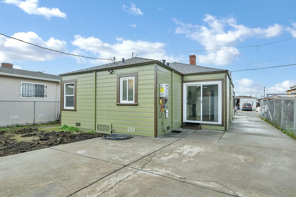 Detail Gallery Image 19 of 23 For 436 S 16th St, Richmond,  CA 94804 - 3 Beds | 2 Baths