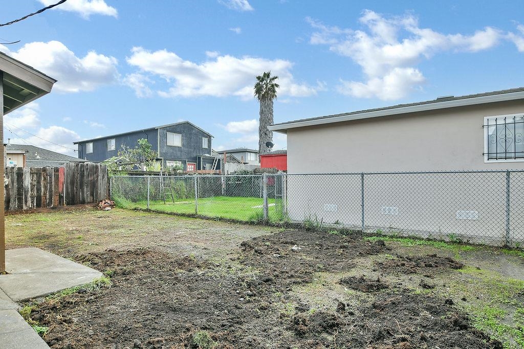 Detail Gallery Image 20 of 23 For 436 S 16th St, Richmond,  CA 94804 - 3 Beds | 2 Baths