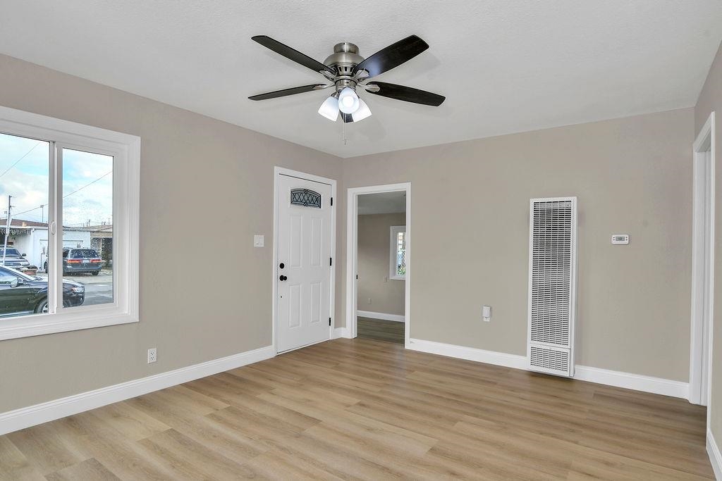 Detail Gallery Image 5 of 23 For 436 S 16th St, Richmond,  CA 94804 - 3 Beds | 2 Baths