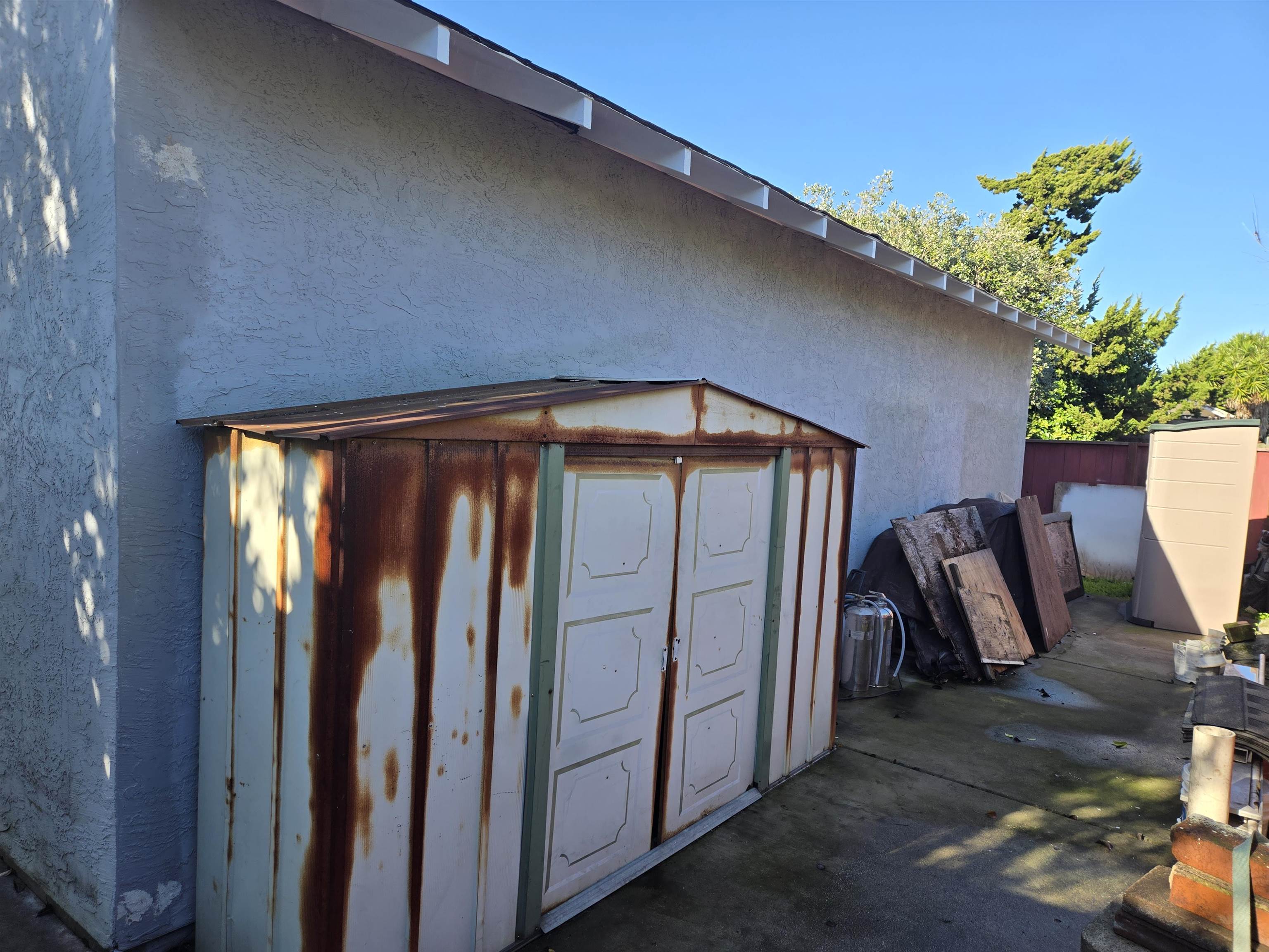 Detail Gallery Image 18 of 18 For 950 Donovan Dr, San Leandro,  CA 94577 - 2 Beds | 2/1 Baths