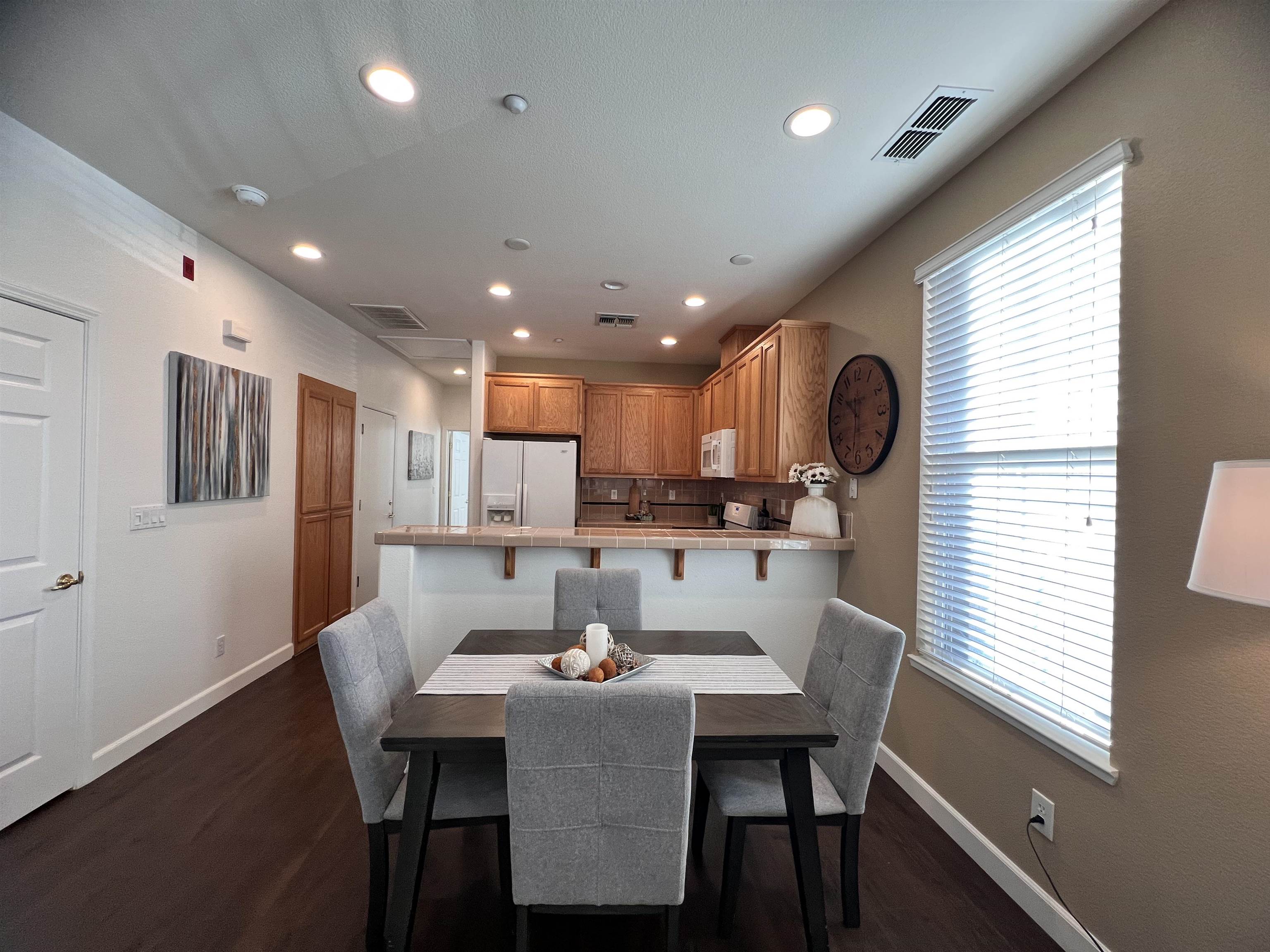 Photo #6: 41120303 Listing: Photo #6