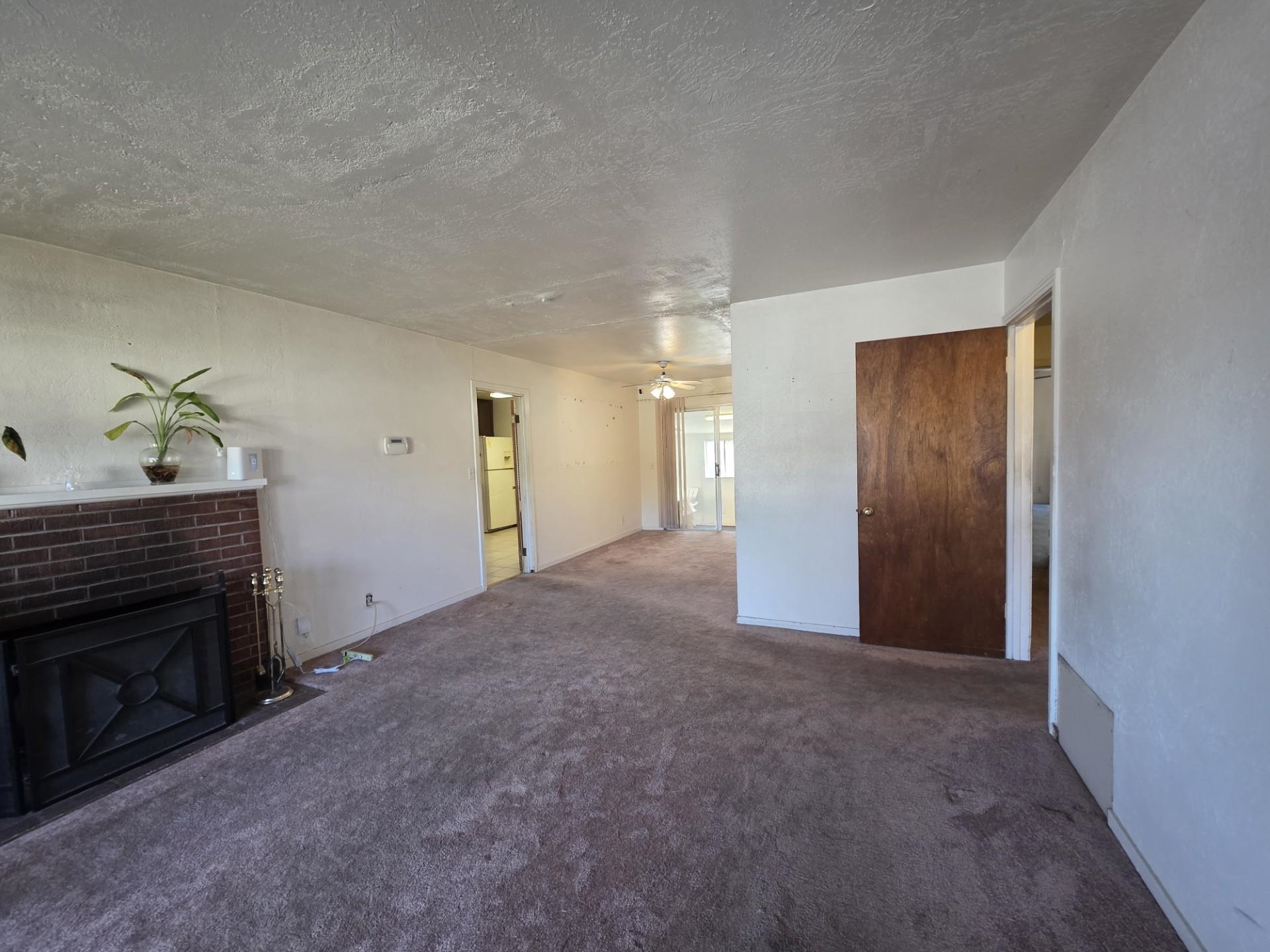 Detail Gallery Image 2 of 25 For 224 Ivy Dr, Menlo Park,  CA 94025 - 3 Beds | 2 Baths