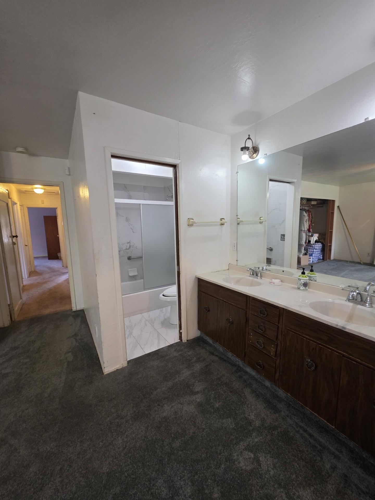 Detail Gallery Image 13 of 23 For 224 Ivy Dr, Menlo Park,  CA 94025 - 3 Beds | 2 Baths