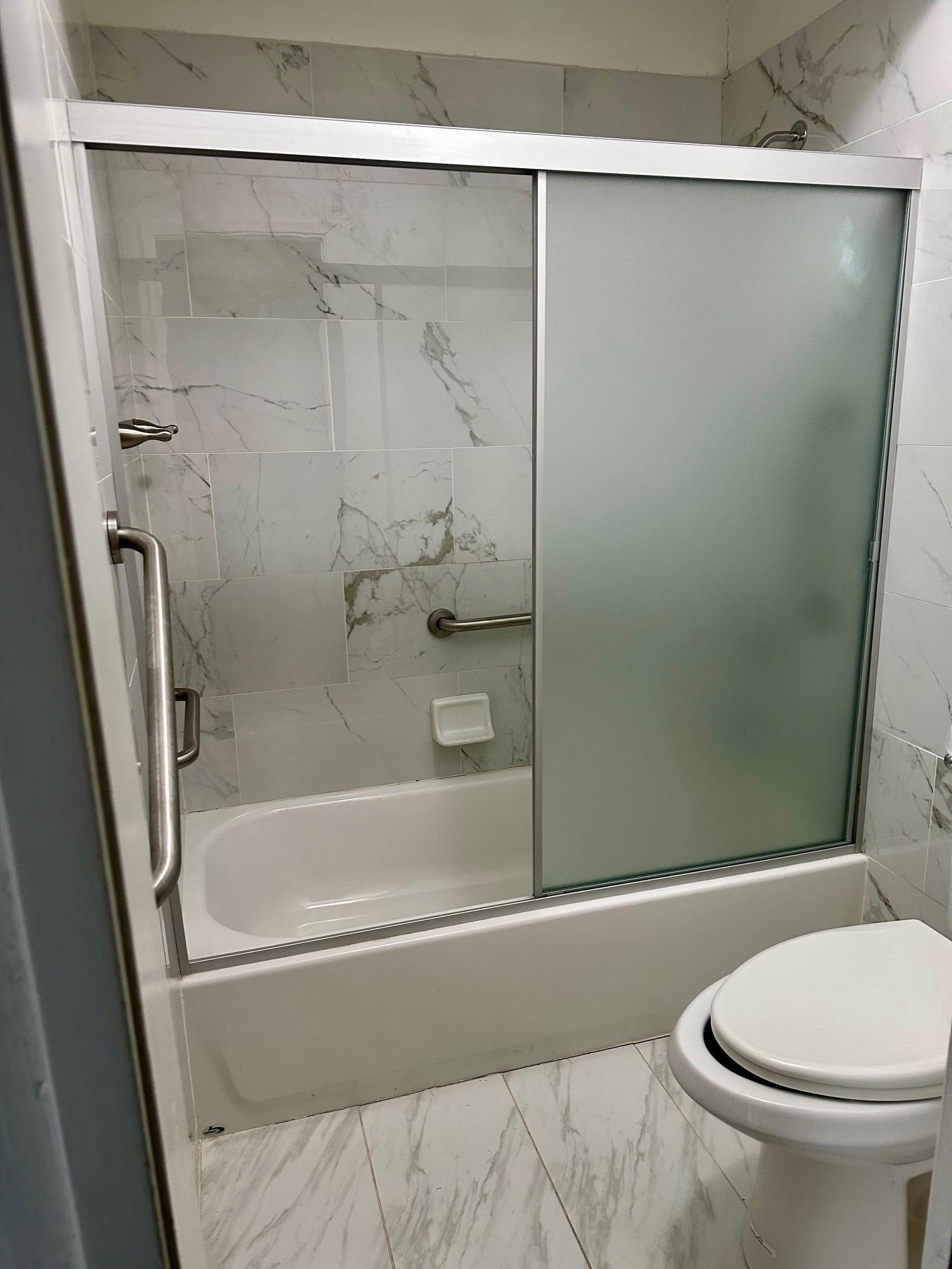 Detail Gallery Image 14 of 25 For 224 Ivy Dr, Menlo Park,  CA 94025 - 3 Beds | 2 Baths