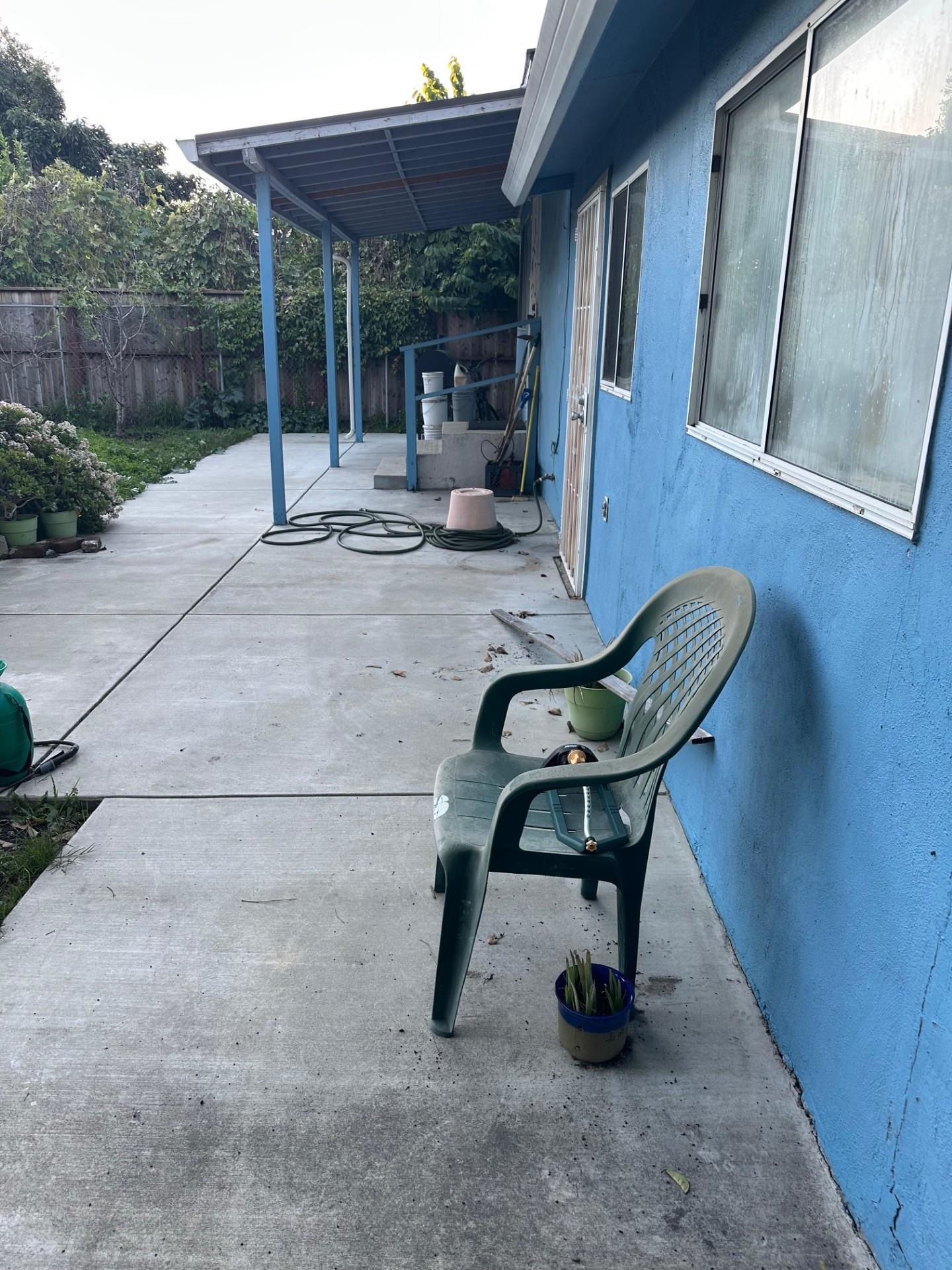 Detail Gallery Image 18 of 25 For 224 Ivy Dr, Menlo Park,  CA 94025 - 3 Beds | 2 Baths