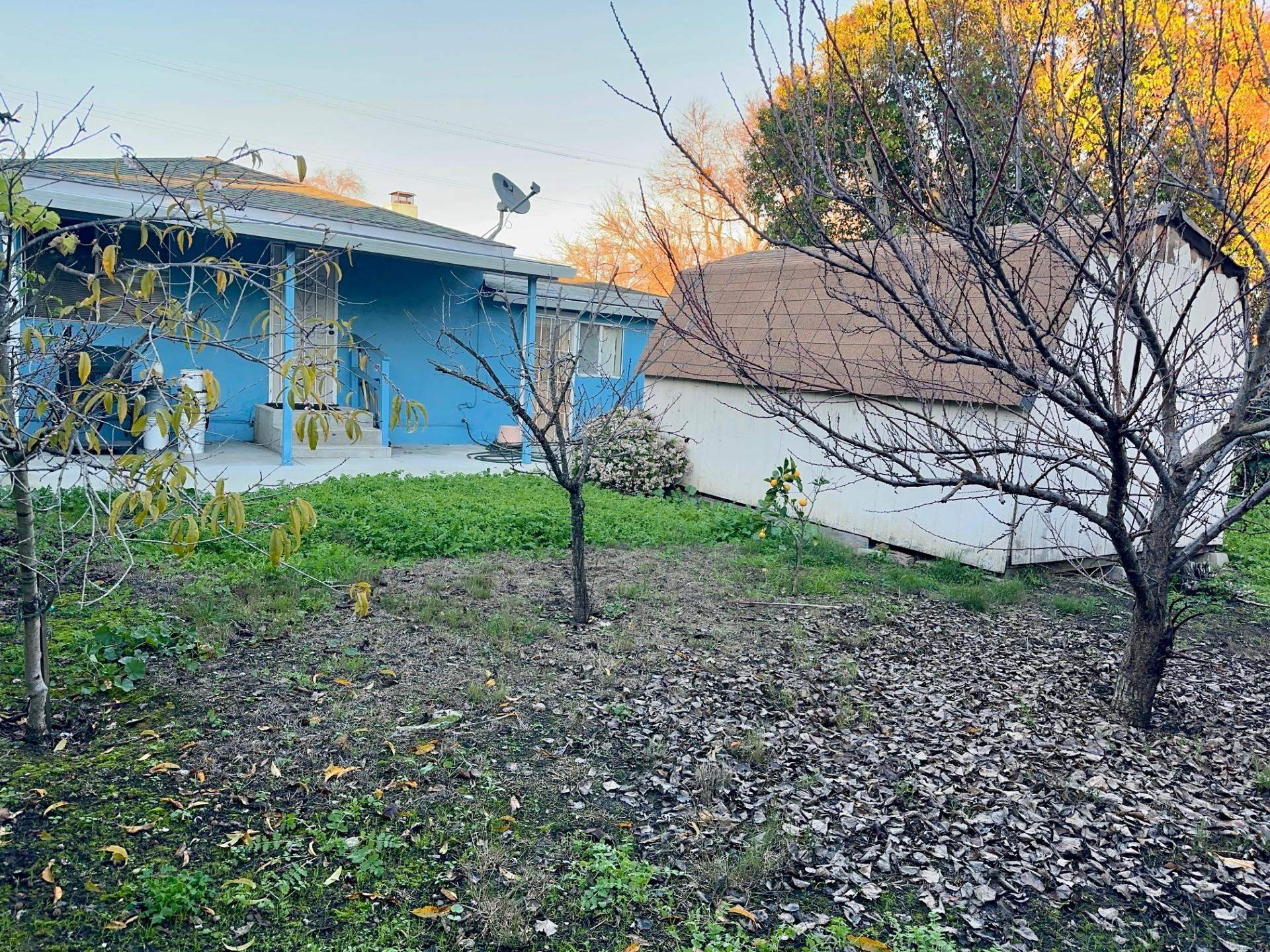 Detail Gallery Image 8 of 11 For 224 Ivy Dr, Menlo Park,  CA 94025 - 3 Beds | 2 Baths