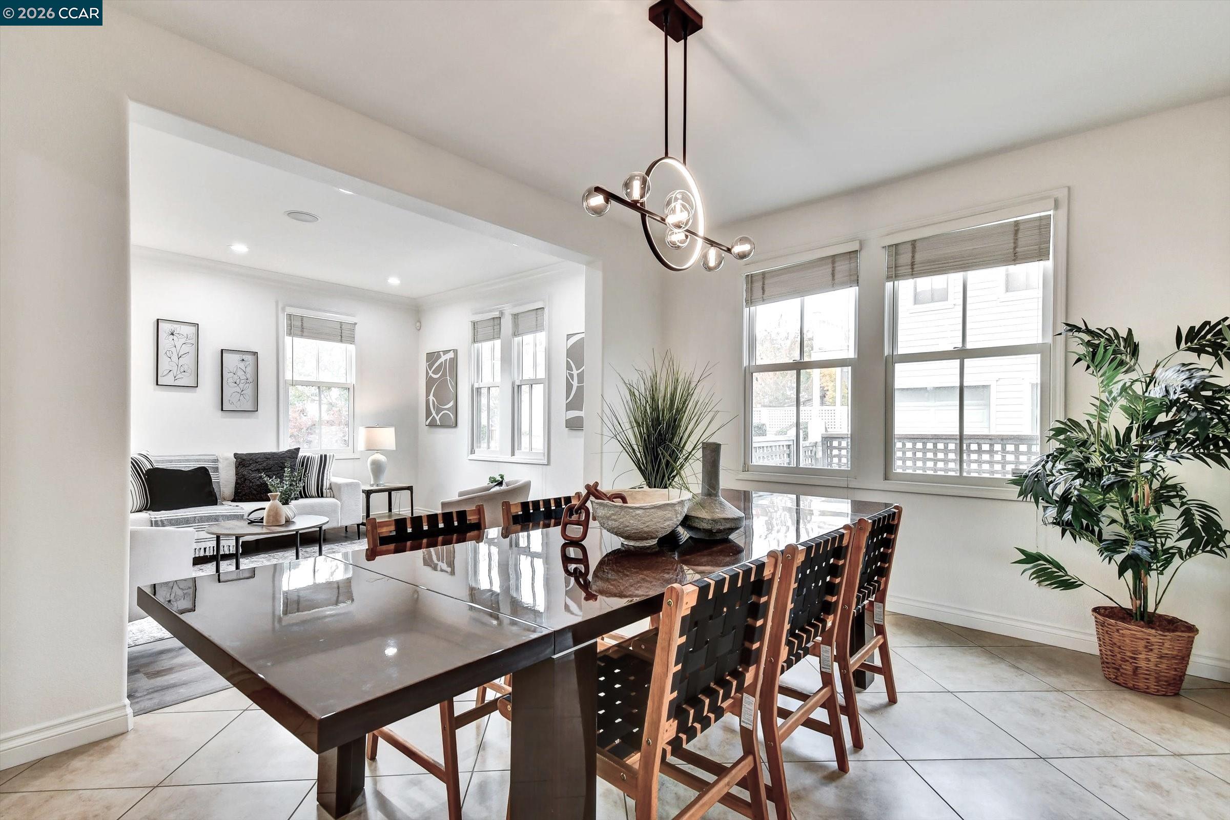 Detail Gallery Image 15 of 60 For 1018 Promenade St., Hercules,  CA 94547 - 6 Beds | 5/1 Baths