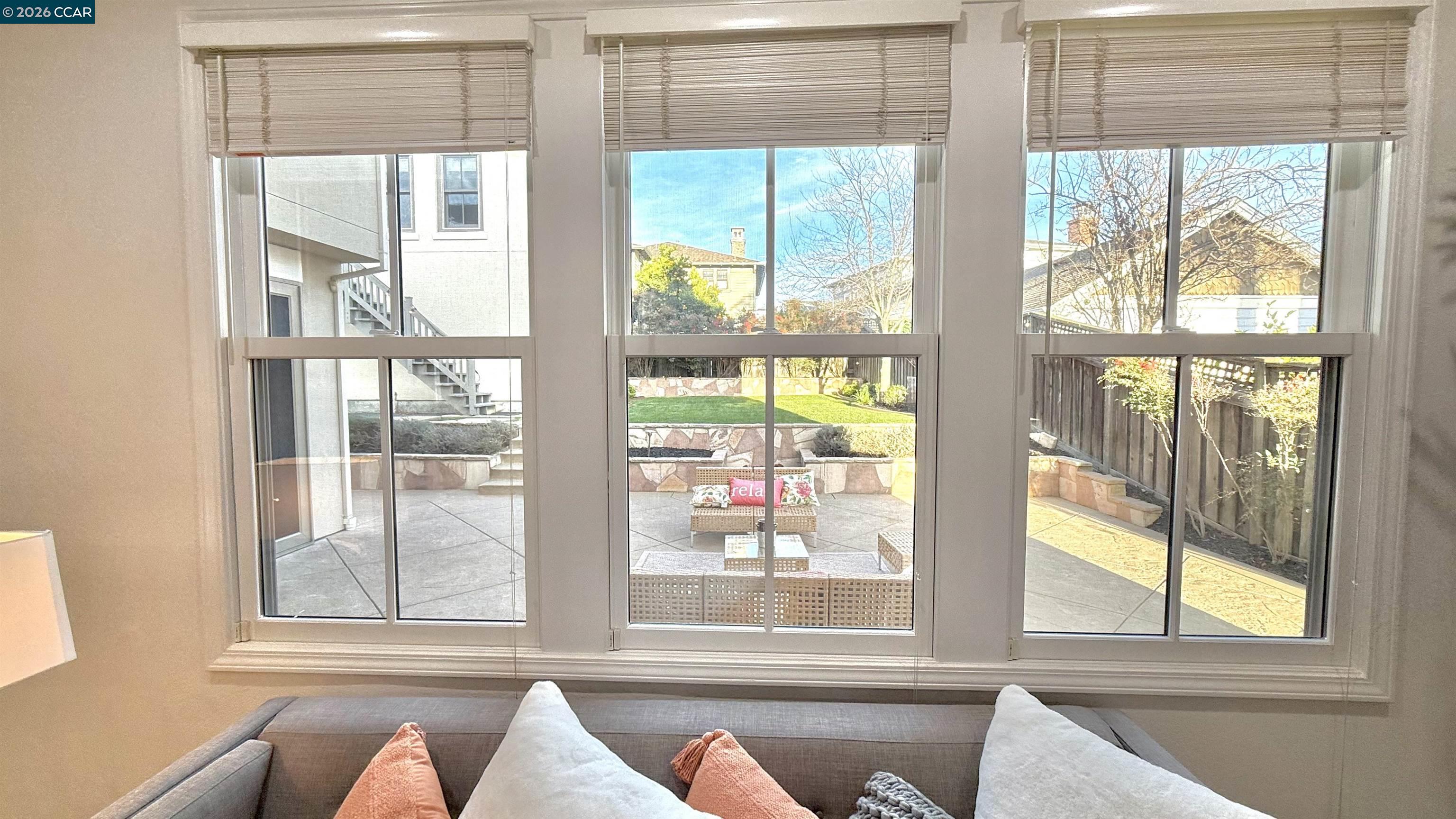 Detail Gallery Image 18 of 60 For 1018 Promenade St., Hercules,  CA 94547 - 6 Beds | 5/1 Baths