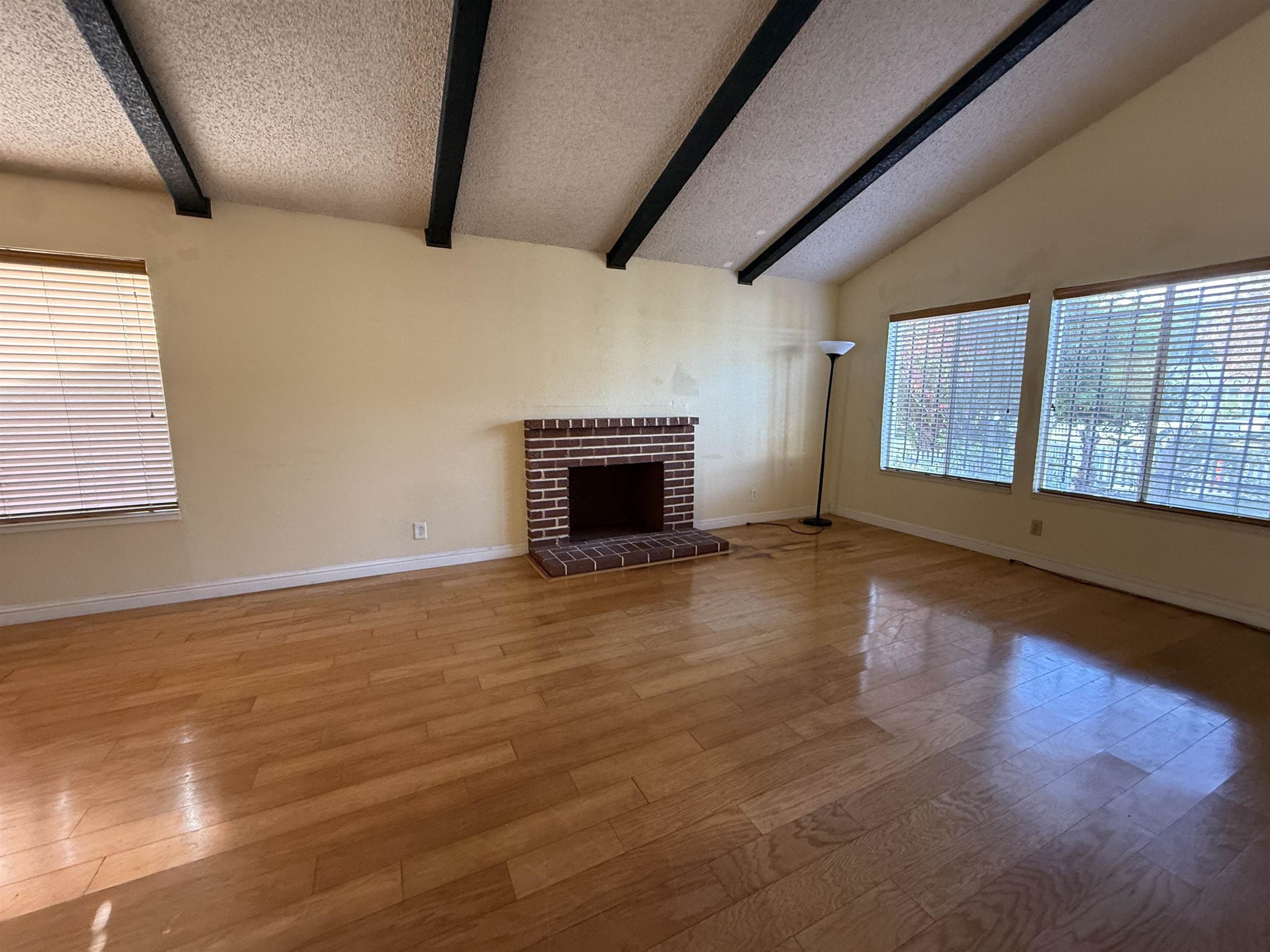 Detail Gallery Image 2 of 13 For 112 Diamond Springs Ct, Vallejo,  CA 94589 - 4 Beds | 2 Baths