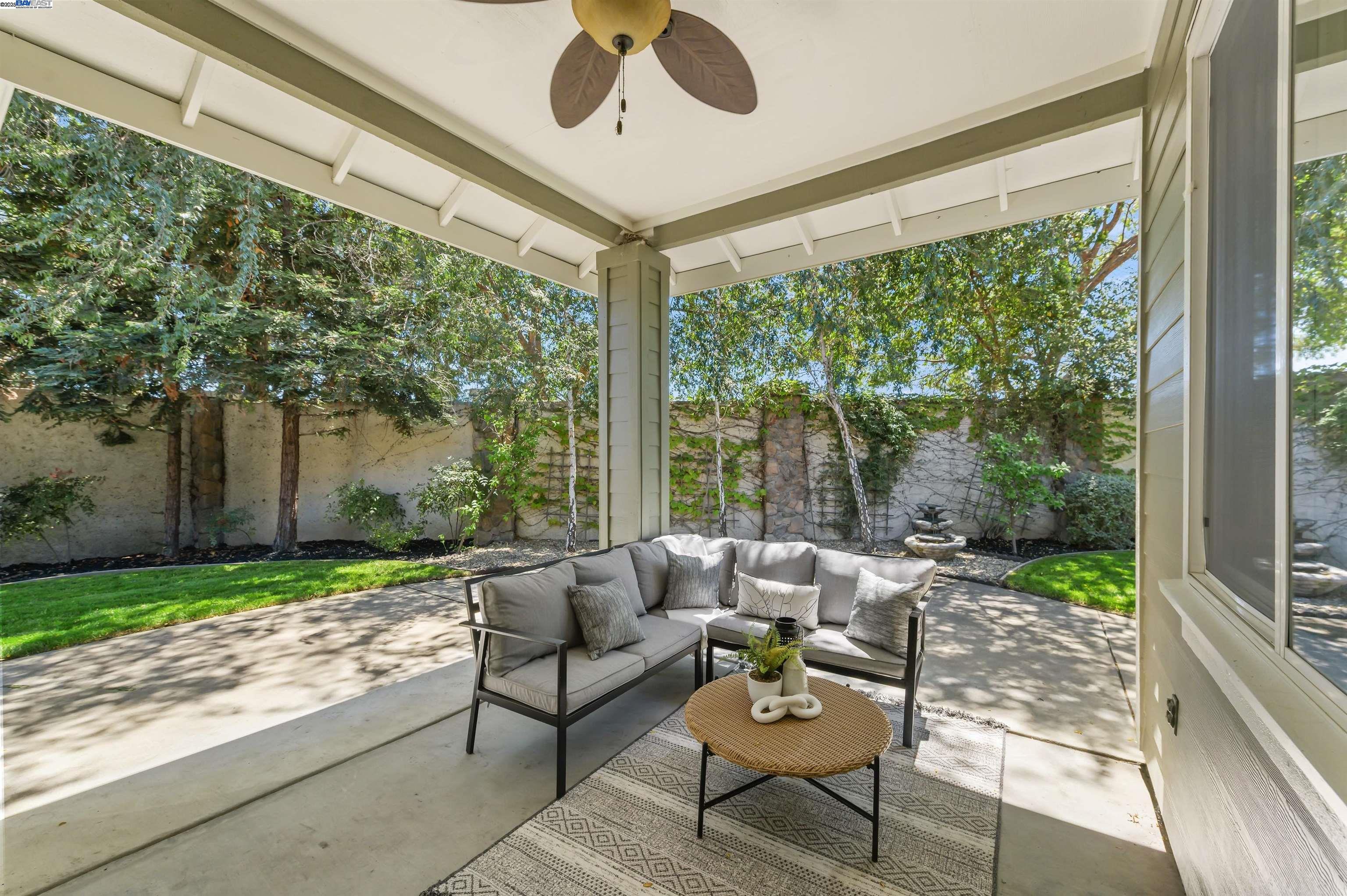 Detail Gallery Image 26 of 32 For 725 Central Ave, Livermore,  CA 94551 - 4 Beds | 2/1 Baths