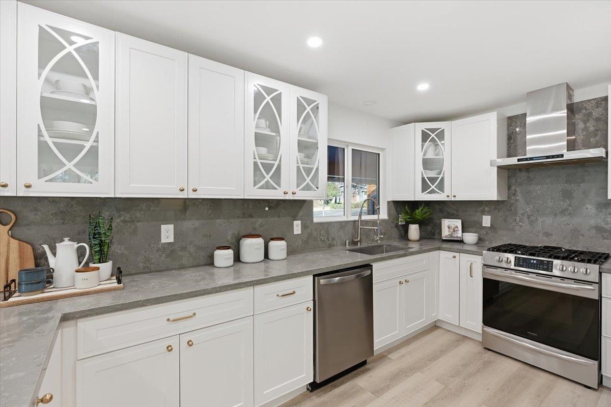 Detail Gallery Image 12 of 25 For 6 Sparrow Ct, Moraga,  CA 94556 - 3 Beds | 2 Baths