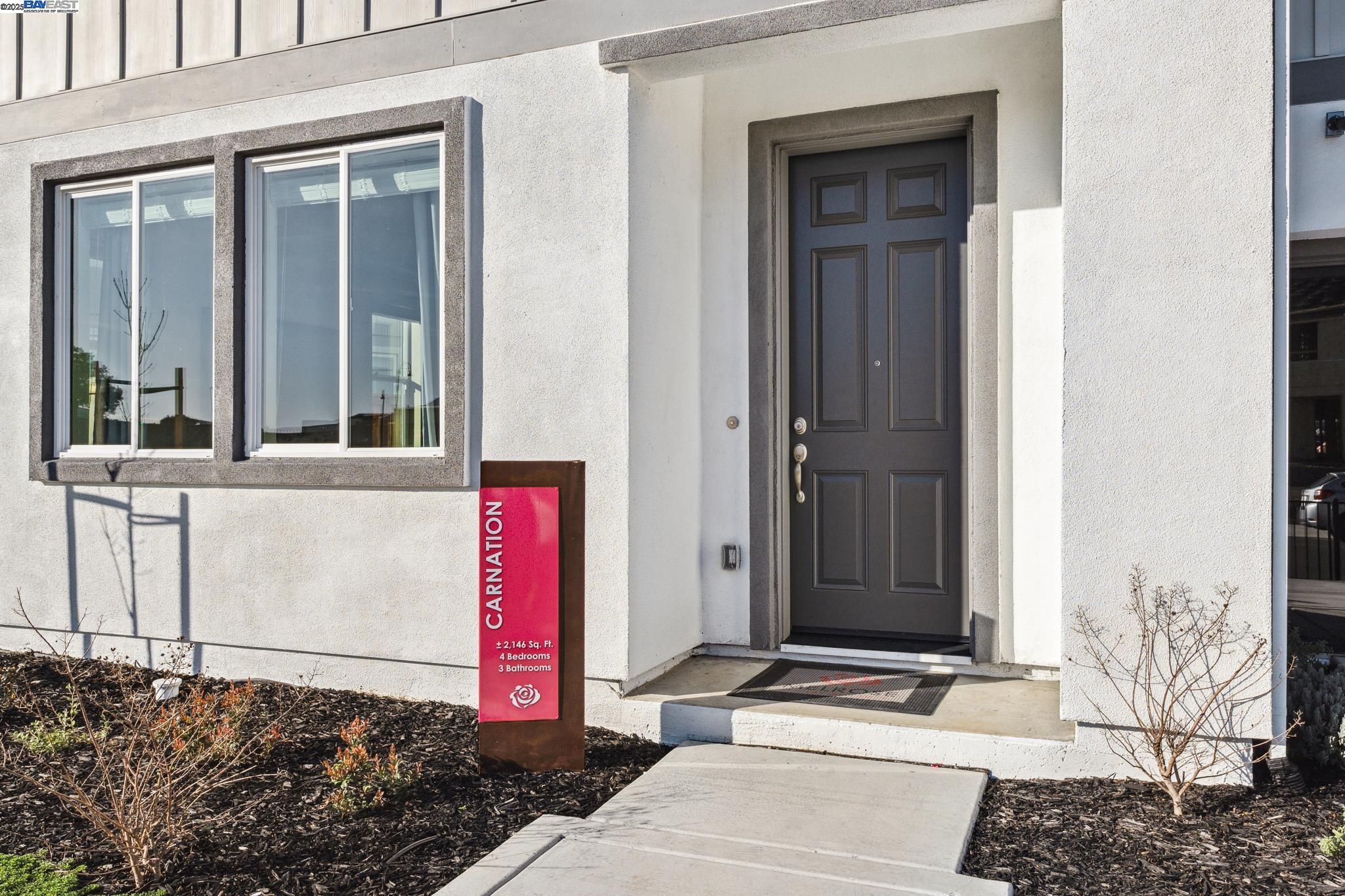 Detail Gallery Image 2 of 22 For 1488 Monument Ln, Fairfield,  CA 94533 - 4 Beds | 3 Baths