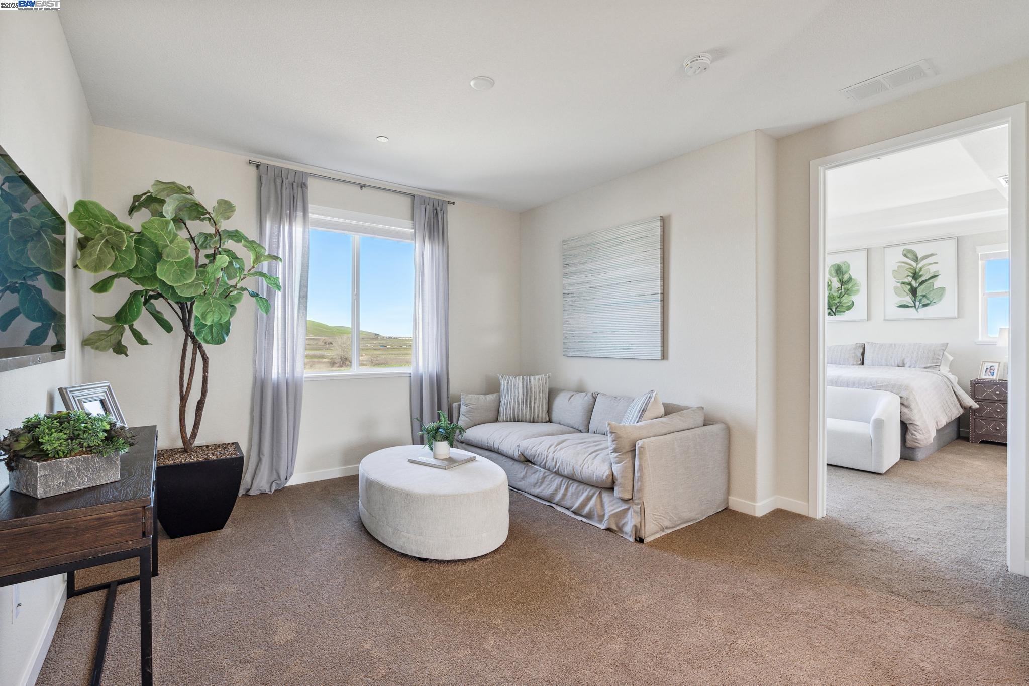 Detail Gallery Image 11 of 22 For 1488 Monument Ln, Fairfield,  CA 94533 - 4 Beds | 3 Baths