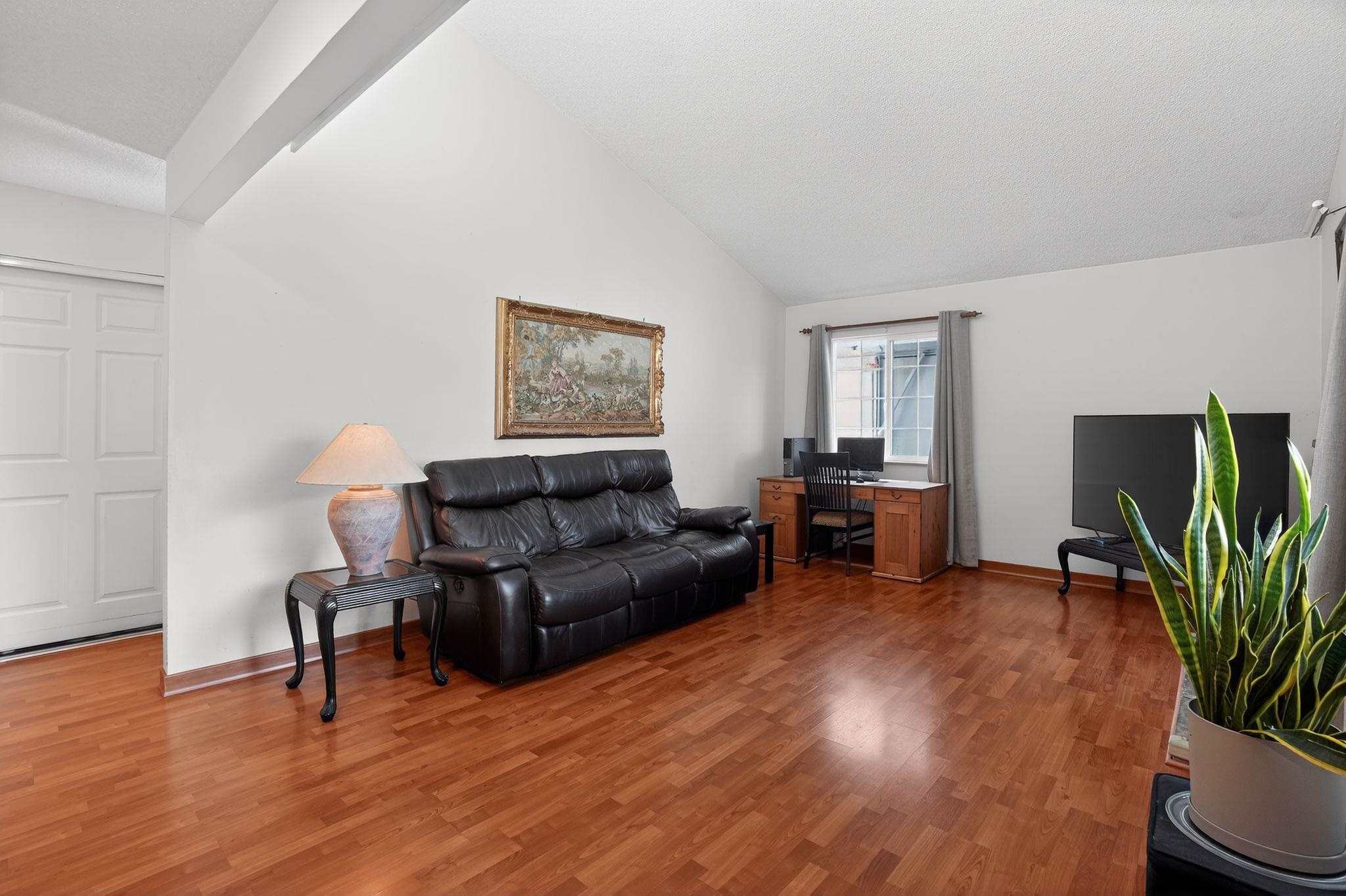 Detail Gallery Image 6 of 19 For 4212 Gordon St, Fremont,  CA 94555 - 3 Beds | 2 Baths