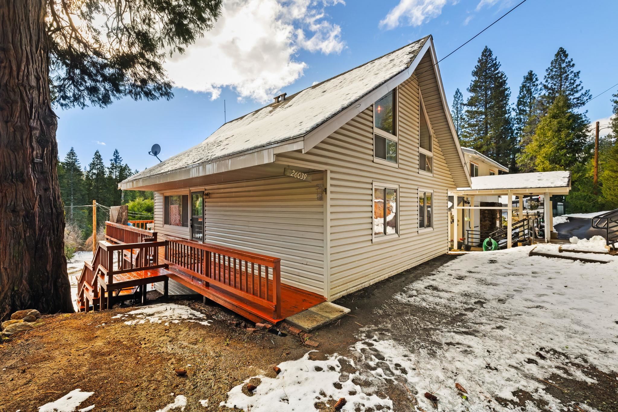 Detail Gallery Image 5 of 27 For 26039 Long Barn Rd, Long Barn,  CA 95335 - 4 Beds | 2 Baths