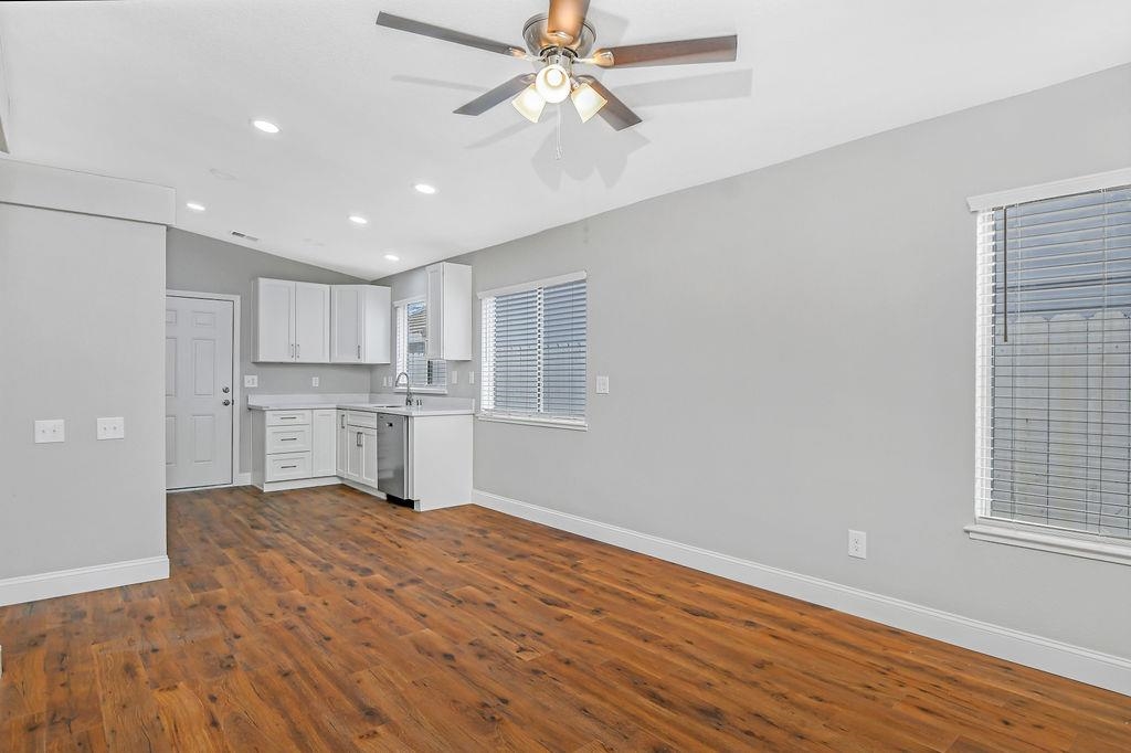 Detail Gallery Image 14 of 35 For 5200 Grass Valley Way, Antioch,  CA 94531 - 3 Beds | 2 Baths