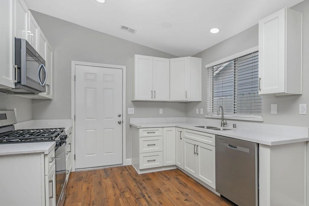 Detail Gallery Image 17 of 35 For 5200 Grass Valley Way, Antioch,  CA 94531 - 3 Beds | 2 Baths