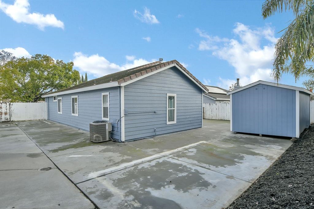 Detail Gallery Image 32 of 35 For 5200 Grass Valley Way, Antioch,  CA 94531 - 3 Beds | 2 Baths