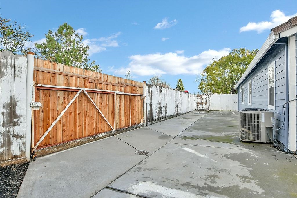 Detail Gallery Image 33 of 35 For 5200 Grass Valley Way, Antioch,  CA 94531 - 3 Beds | 2 Baths