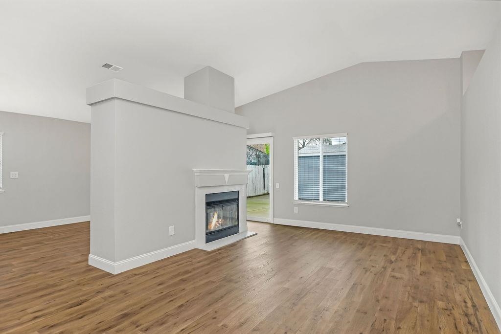 Detail Gallery Image 10 of 35 For 5200 Grass Valley Way, Antioch,  CA 94531 - 3 Beds | 2 Baths