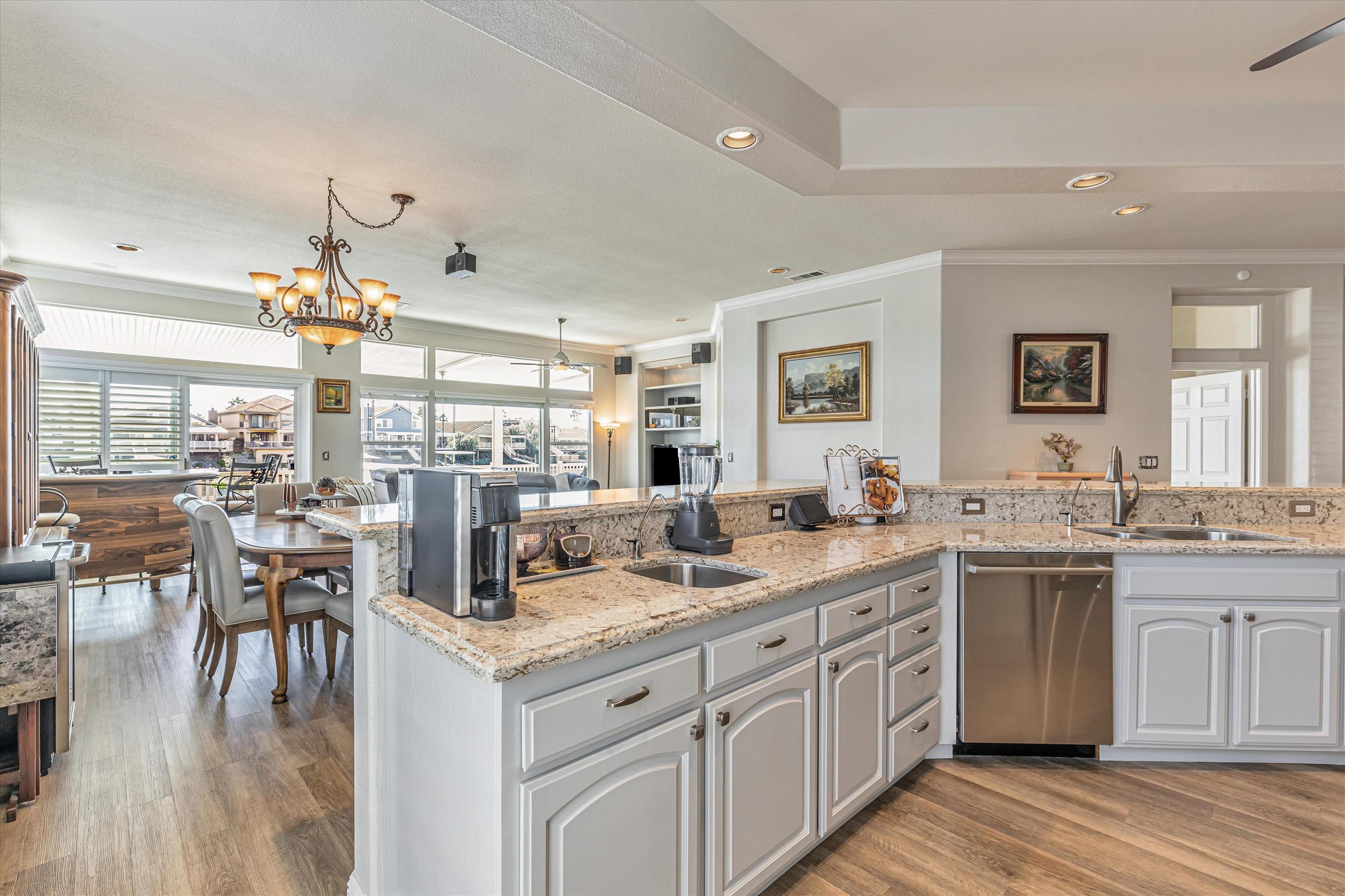 Detail Gallery Image 13 of 39 For 4174 Beacon Pl, Discovery Bay,  CA 94505 - 3 Beds | 2 Baths