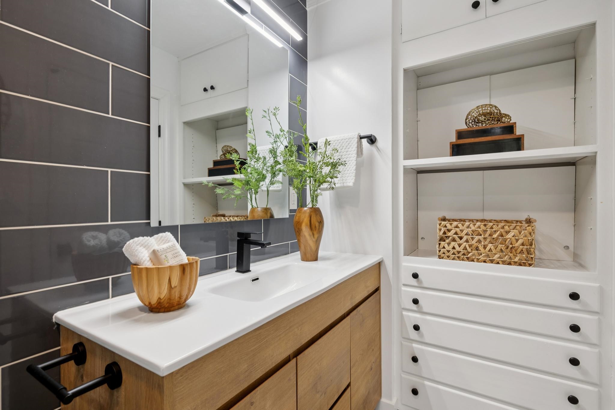 Detail Gallery Image 28 of 55 For 2566 Lancaster Rd, Hayward,  CA 94542 - 3 Beds | 2 Baths