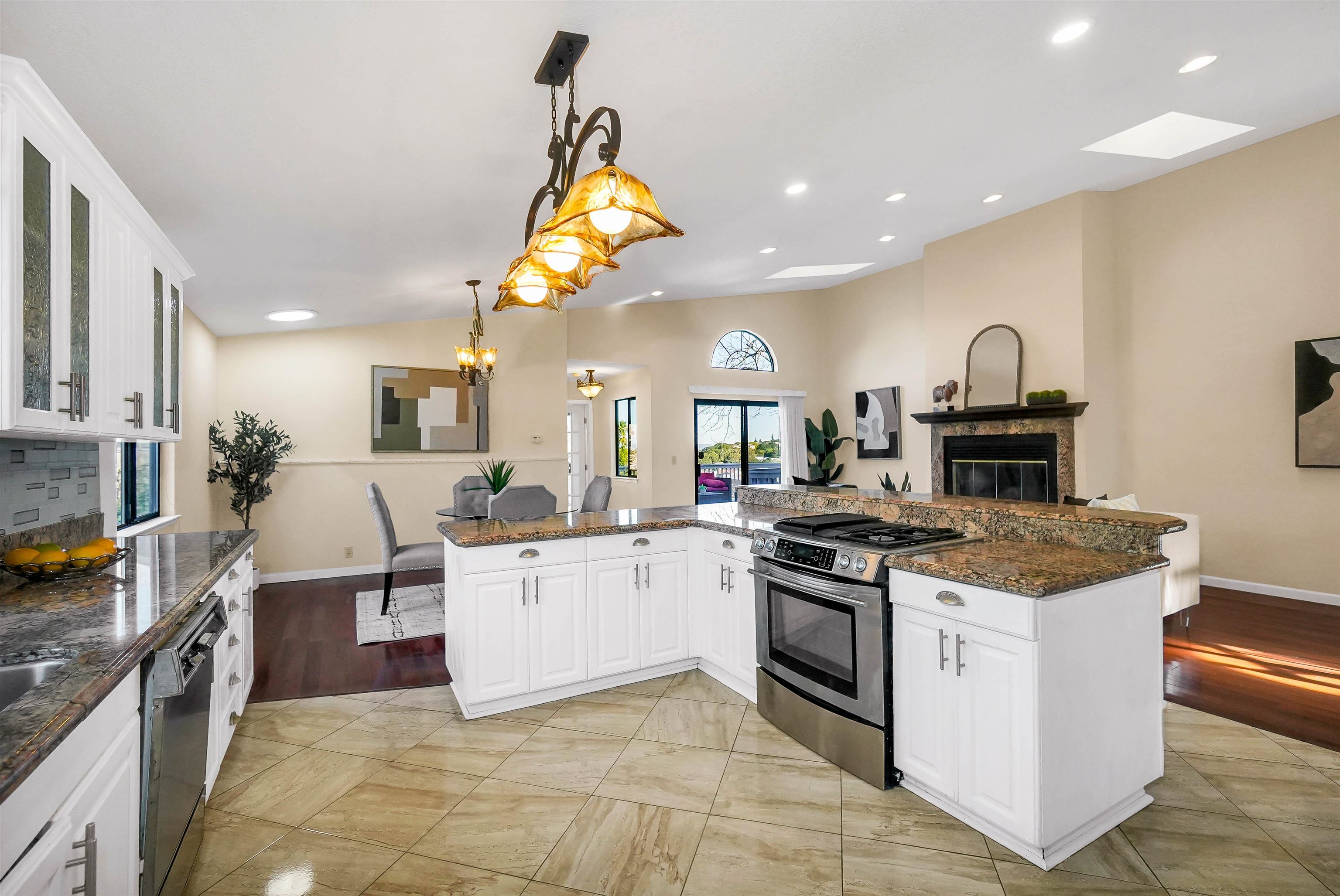 Detail Gallery Image 21 of 60 For 765 Bayview Ct, El Sobrante,  CA 94803 - 4 Beds | 3 Baths