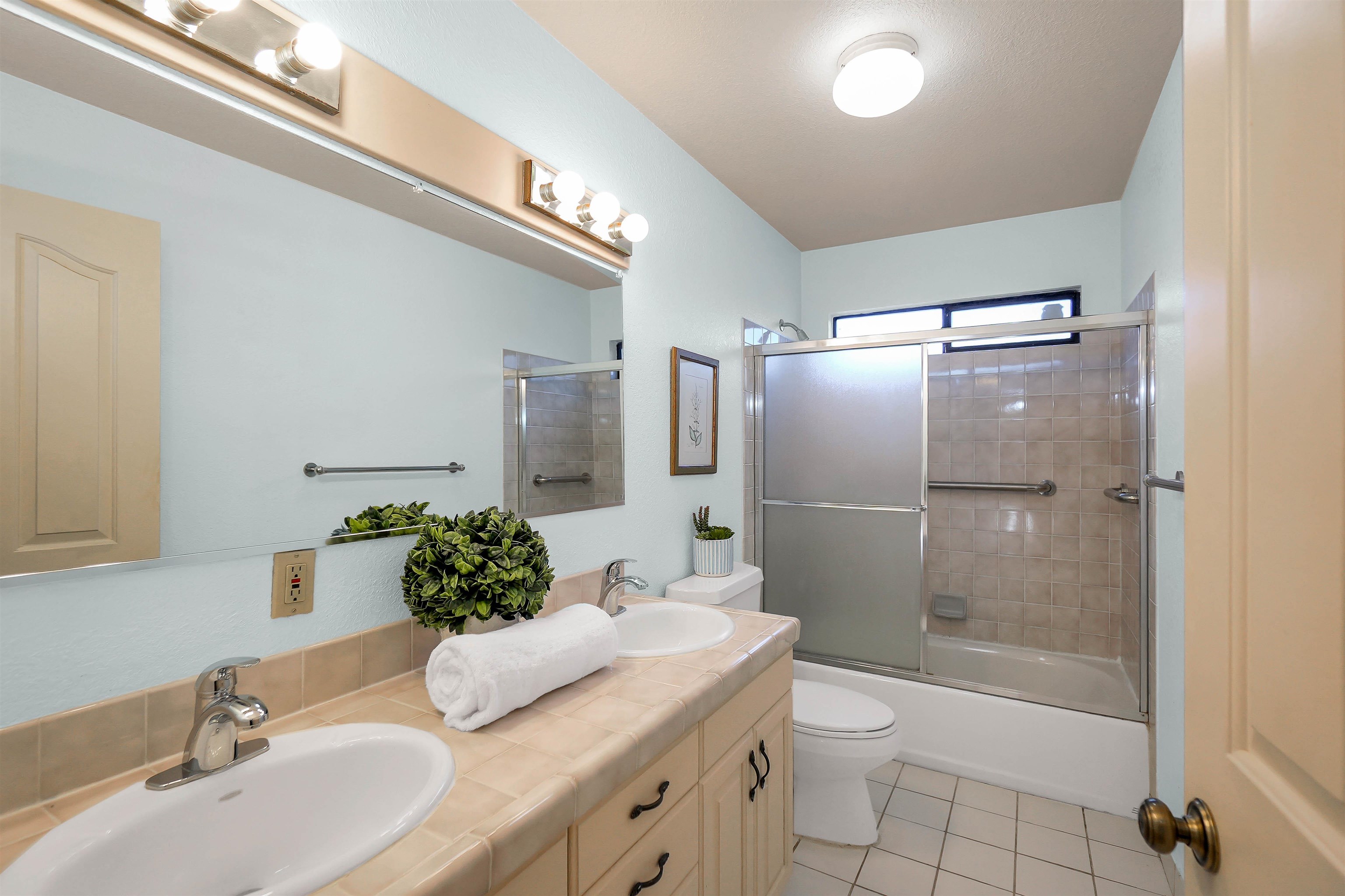 Detail Gallery Image 47 of 60 For 765 Bayview Ct, El Sobrante,  CA 94803 - 4 Beds | 3 Baths