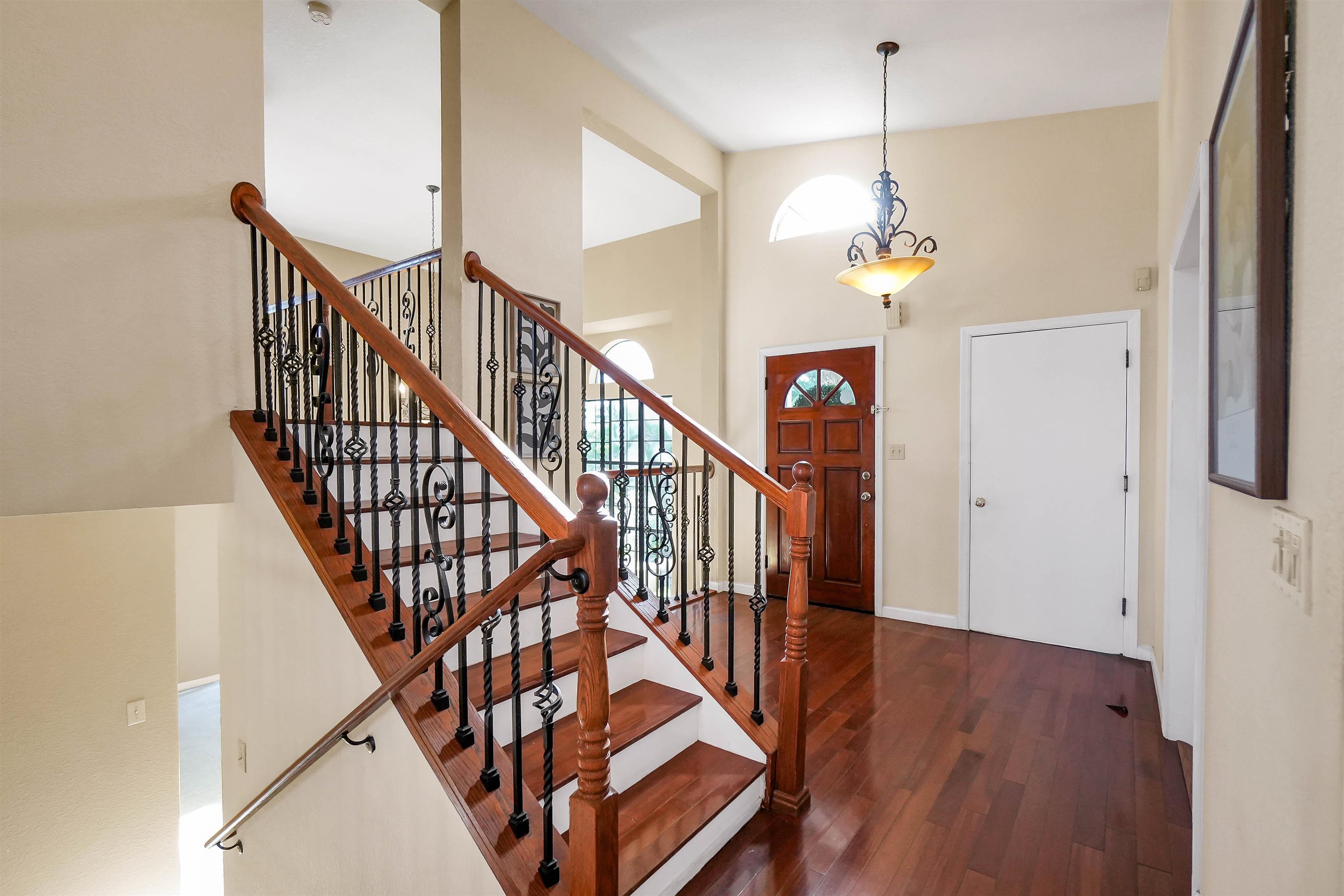 Detail Gallery Image 9 of 60 For 765 Bayview Ct, El Sobrante,  CA 94803 - 4 Beds | 3 Baths