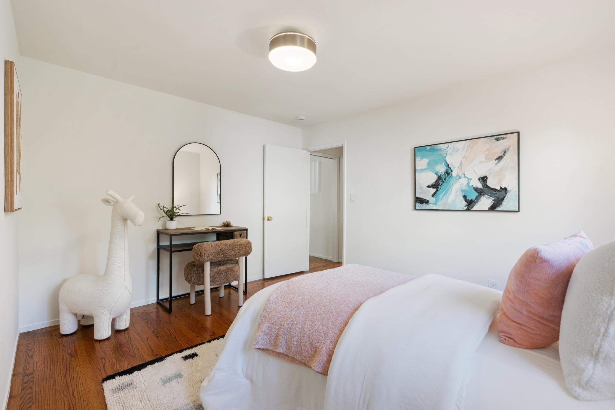 Detail Gallery Image 27 of 41 For 6227 Wood Dr, Oakland,  CA 94611 - 5 Beds | 3 Baths