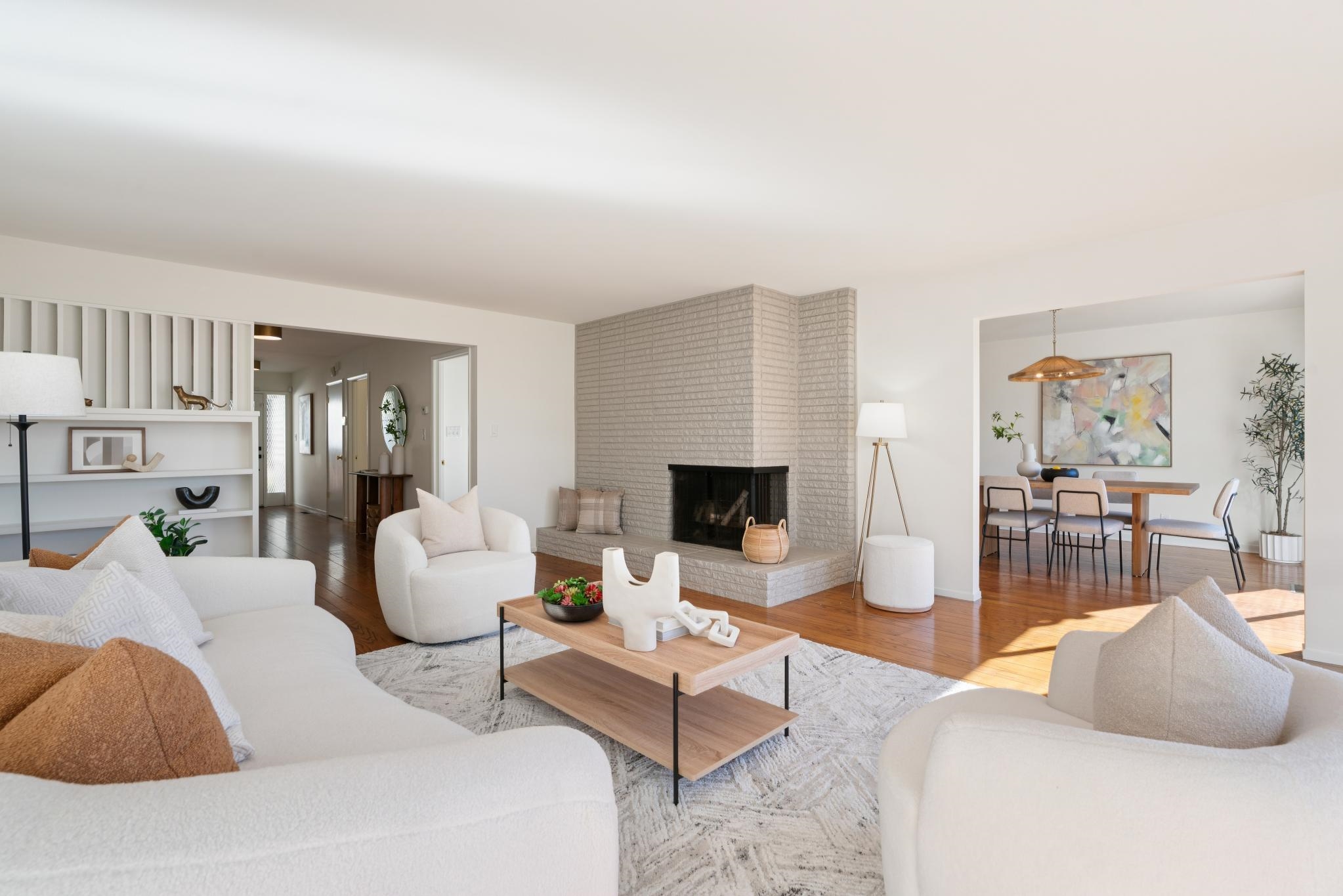 Detail Gallery Image 4 of 41 For 6227 Wood Dr, Oakland,  CA 94611 - 5 Beds | 3 Baths