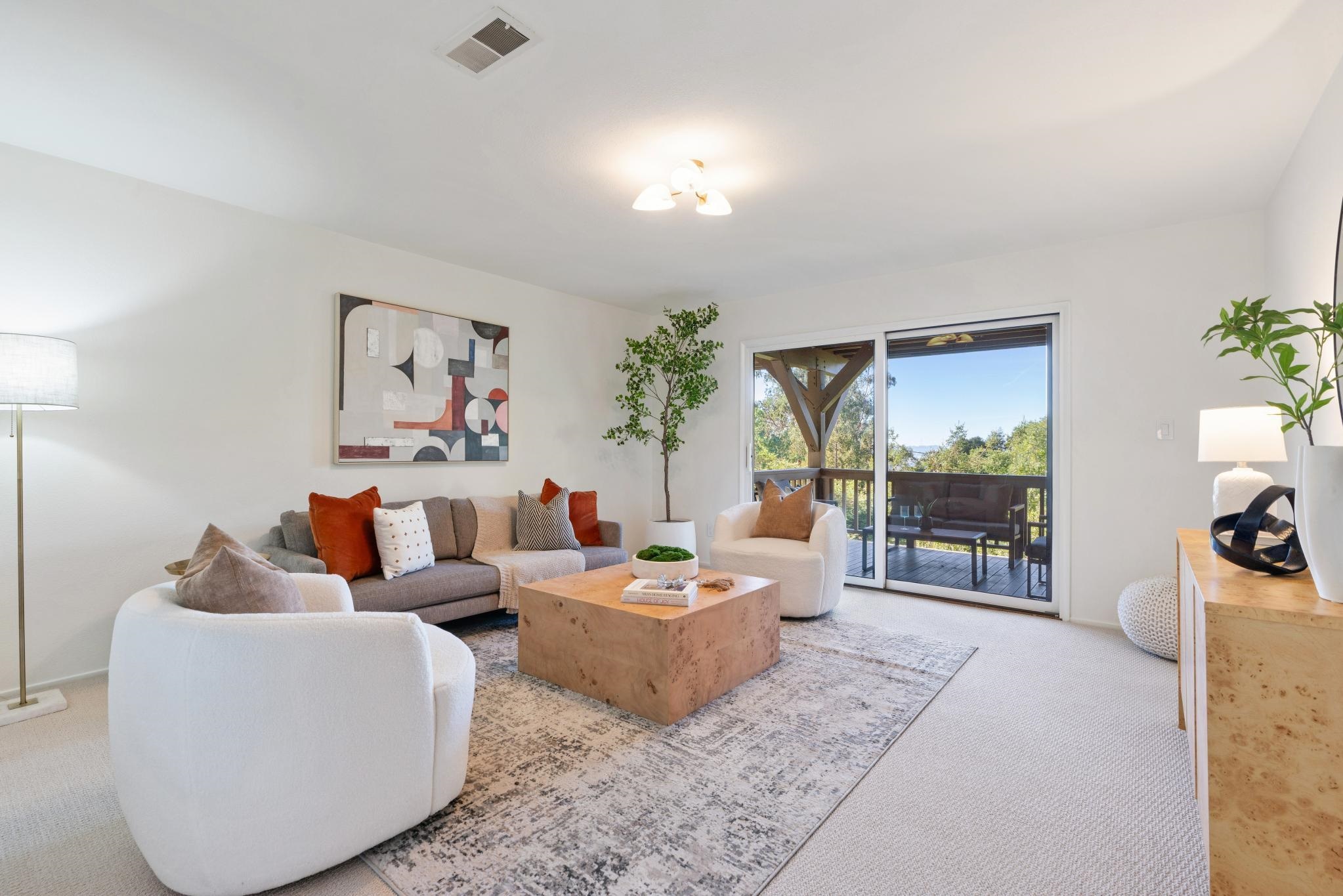 Detail Gallery Image 33 of 41 For 6227 Wood Dr, Oakland,  CA 94611 - 5 Beds | 3 Baths