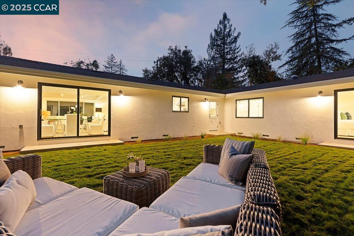 Detail Gallery Image 29 of 35 For 177 Ivy Dr, Orinda,  CA 94563 - 4 Beds | 3 Baths