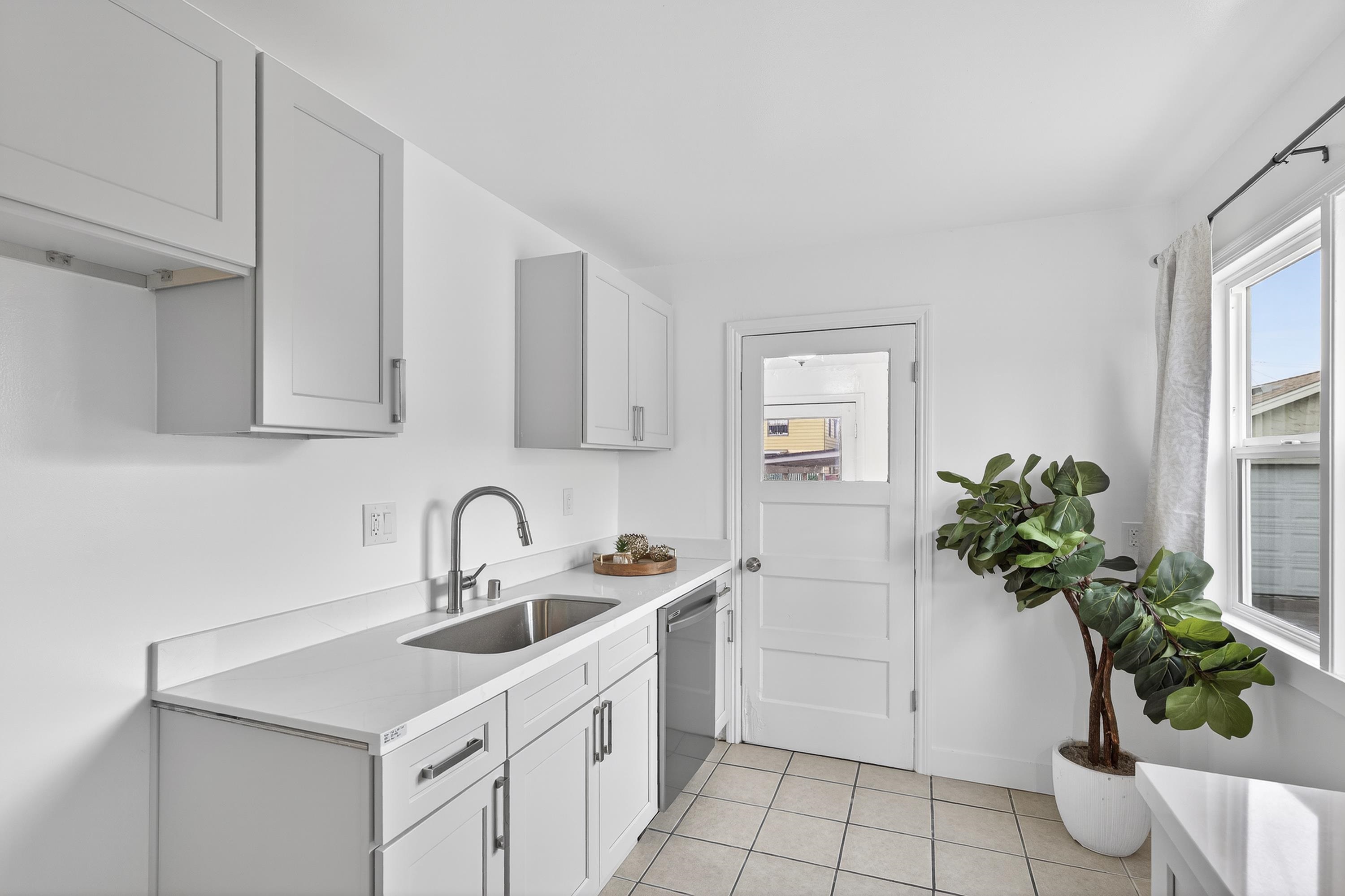 Detail Gallery Image 14 of 44 For 2101 Wilcox Ave, San Pablo,  CA 94806 - 3 Beds | 1 Baths