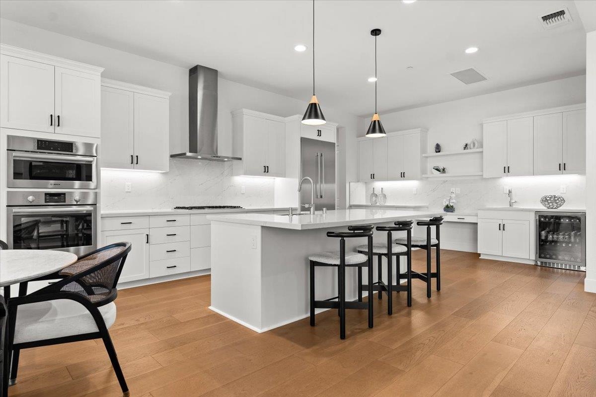 Detail Gallery Image 15 of 60 For 303 Emmet Pl, Concord,  CA 94521 - 5 Beds | 3/1 Baths