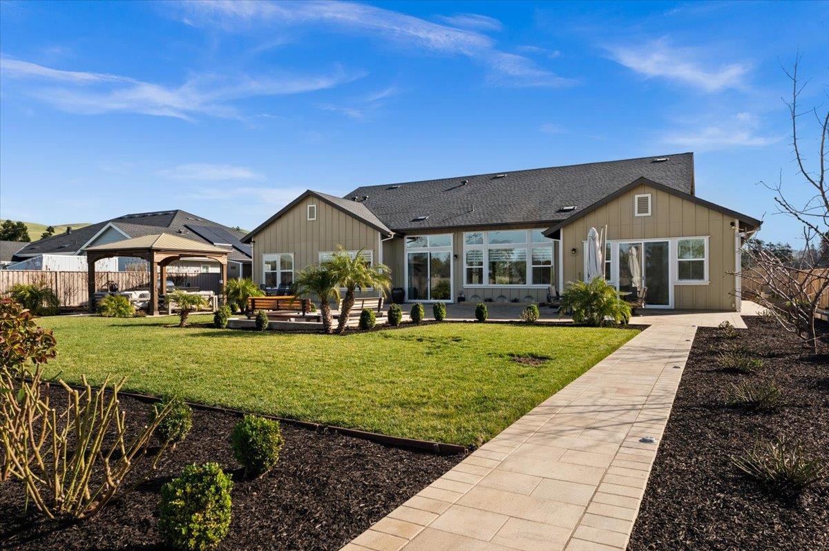 Detail Gallery Image 47 of 60 For 303 Emmet Pl, Concord,  CA 94521 - 5 Beds | 3/1 Baths