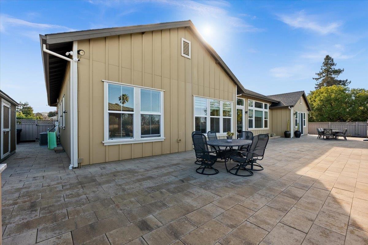 Detail Gallery Image 51 of 60 For 303 Emmet Pl, Concord,  CA 94521 - 5 Beds | 3/1 Baths