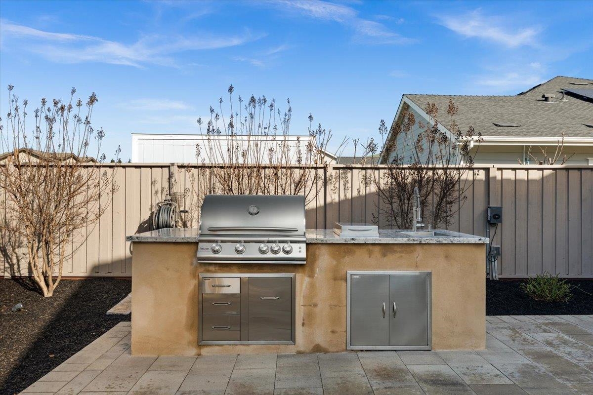 Detail Gallery Image 52 of 60 For 303 Emmet Pl, Concord,  CA 94521 - 5 Beds | 3/1 Baths