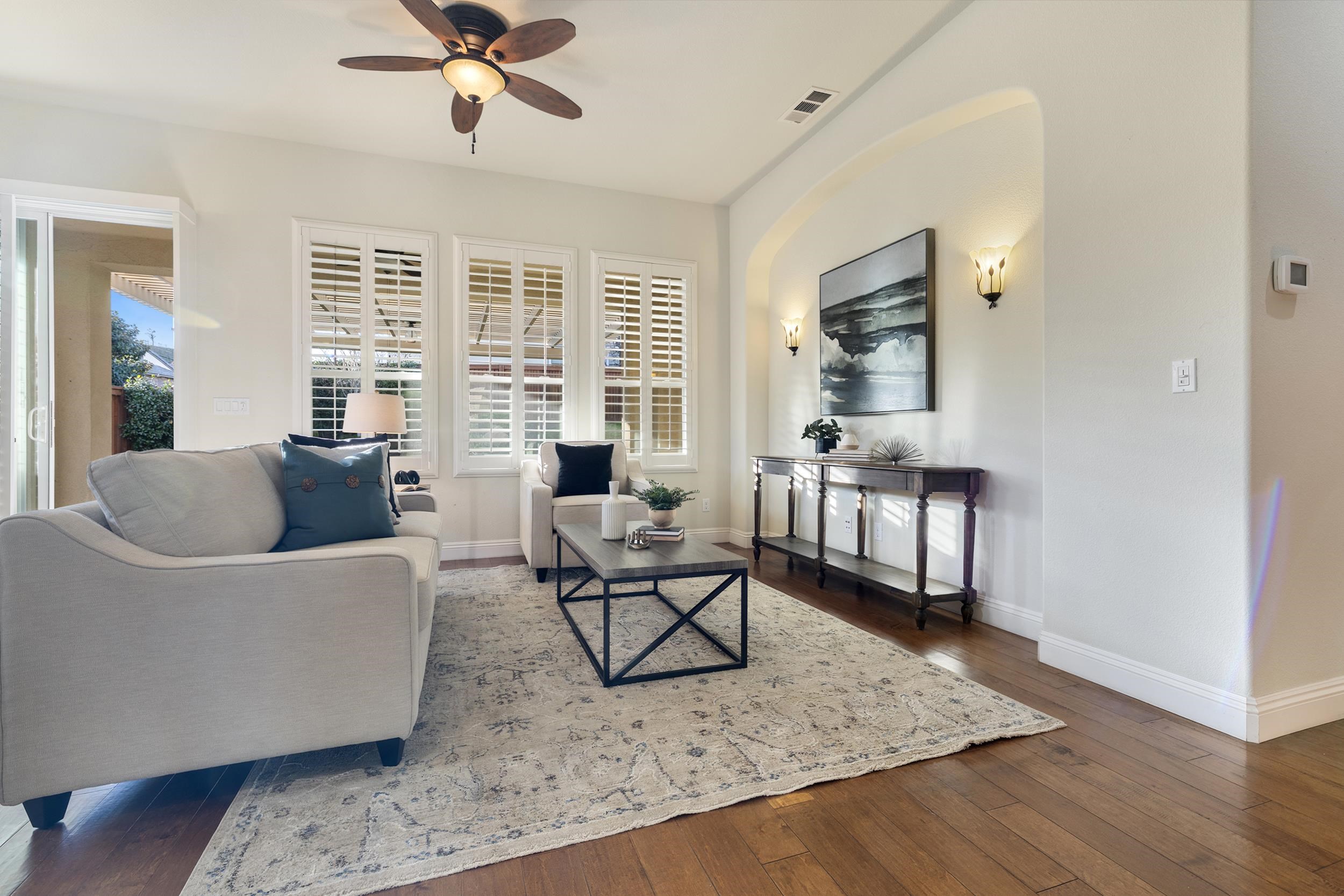 Detail Gallery Image 4 of 44 For 1669 Pinot Pl, Brentwood,  CA 94513 - 2 Beds | 2 Baths