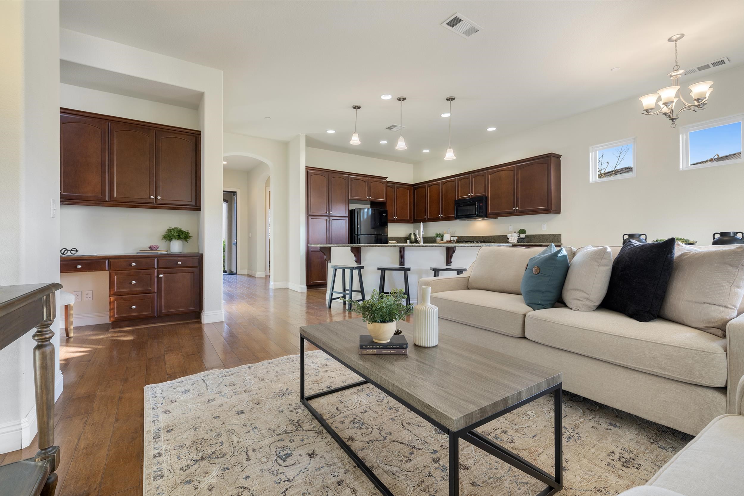 Detail Gallery Image 5 of 44 For 1669 Pinot Pl, Brentwood,  CA 94513 - 2 Beds | 2 Baths