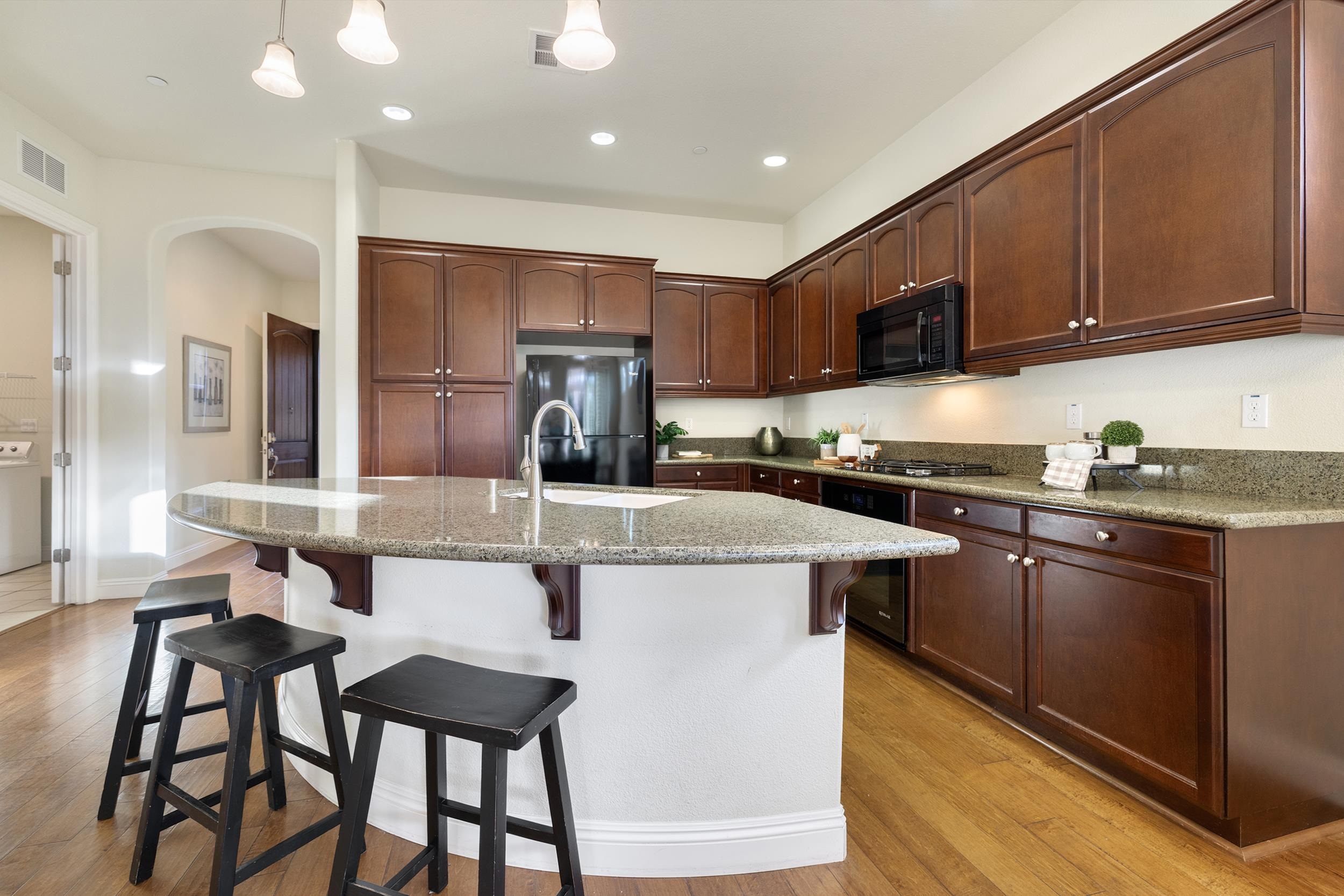 Detail Gallery Image 8 of 44 For 1669 Pinot Pl, Brentwood,  CA 94513 - 2 Beds | 2 Baths