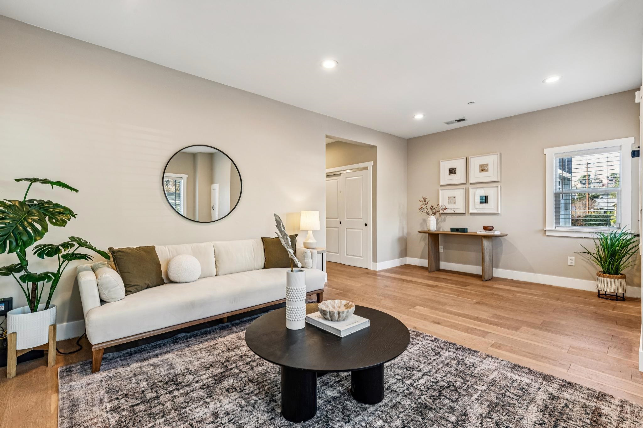 Detail Gallery Image 11 of 44 For 5169 Trask St, Oakland,  CA 94601 - 3 Beds | 2 Baths