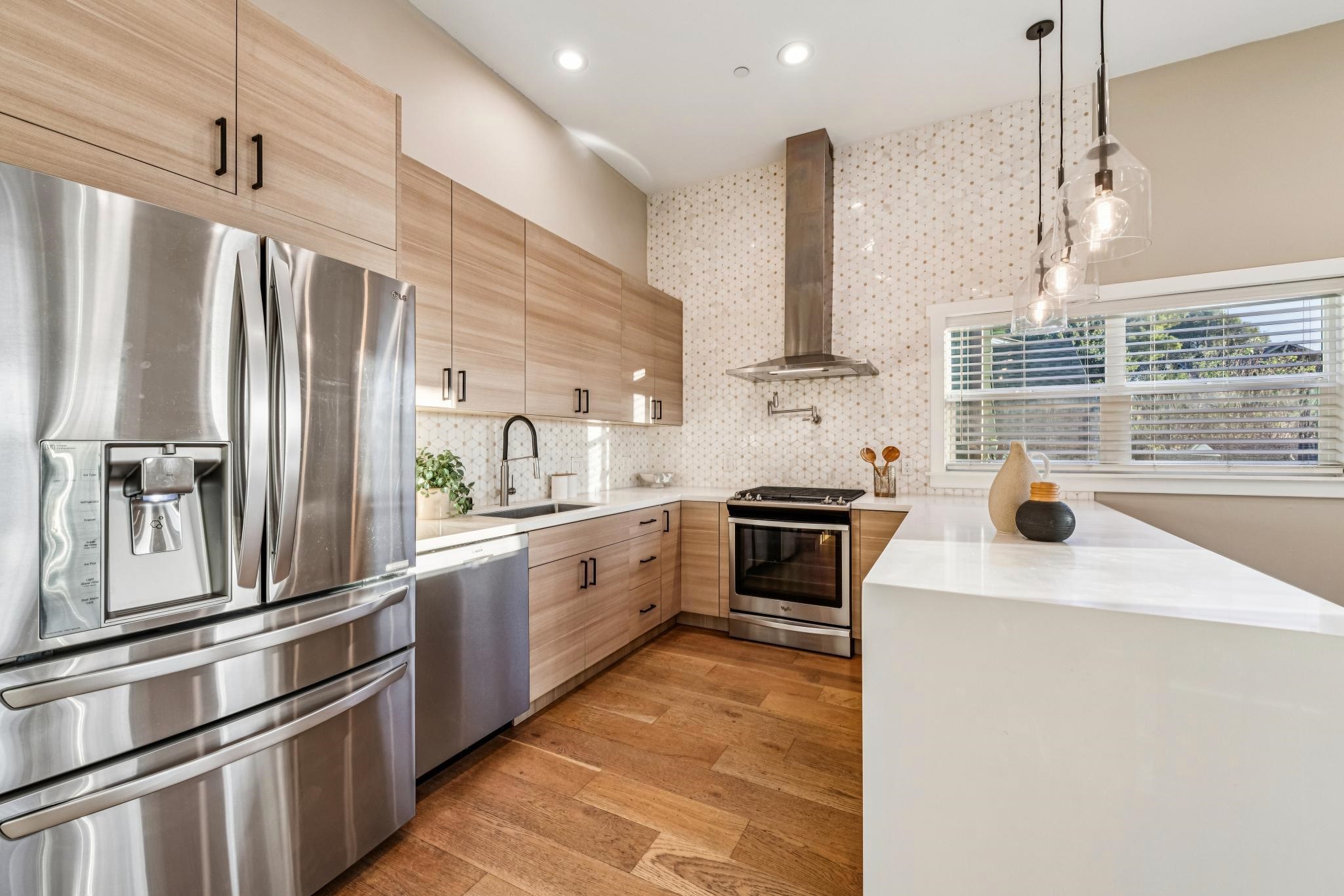 Detail Gallery Image 19 of 44 For 5169 Trask St, Oakland,  CA 94601 - 3 Beds | 2 Baths